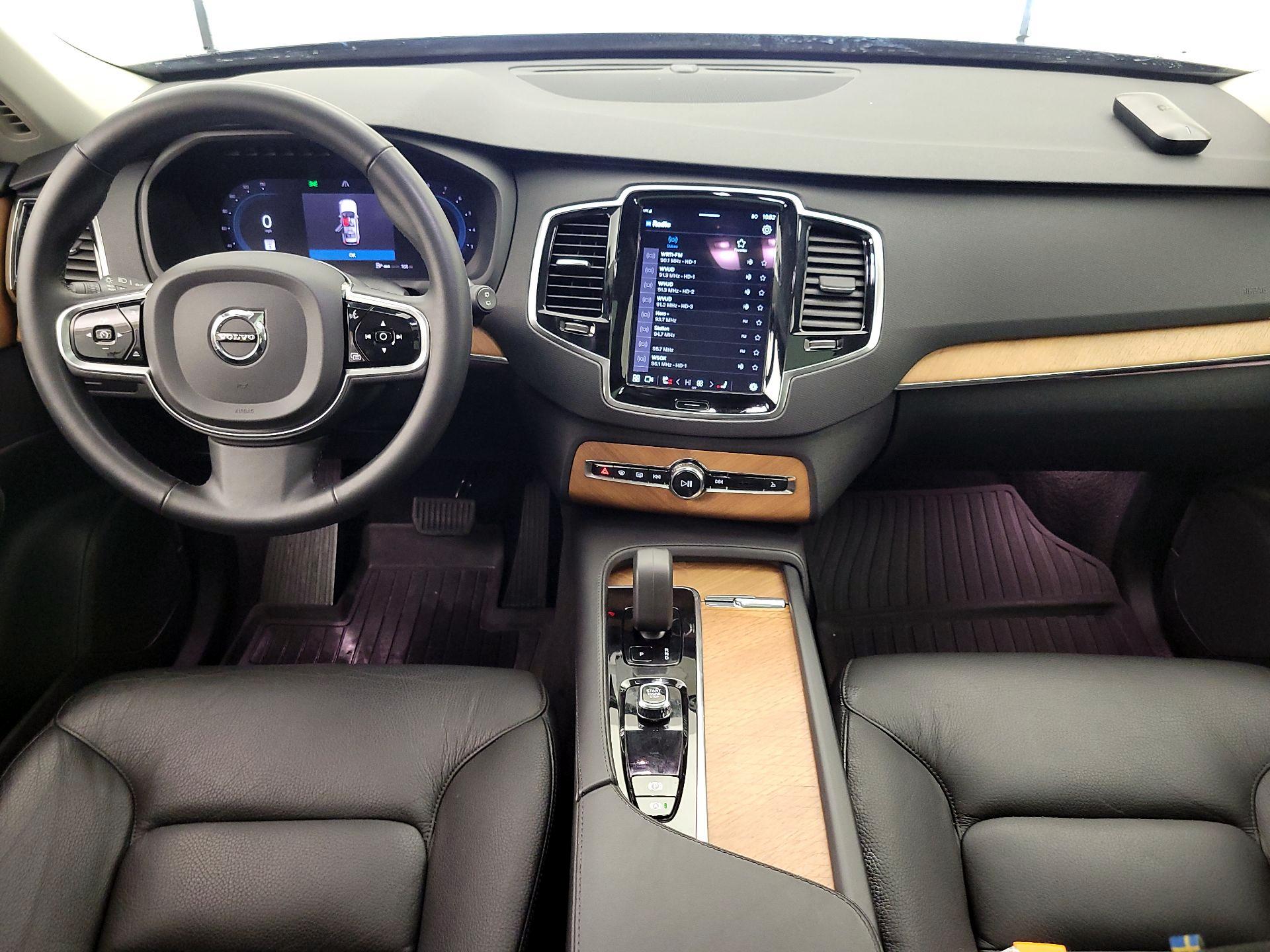 Thumbnail: 2023 Volvo XC90 - 9