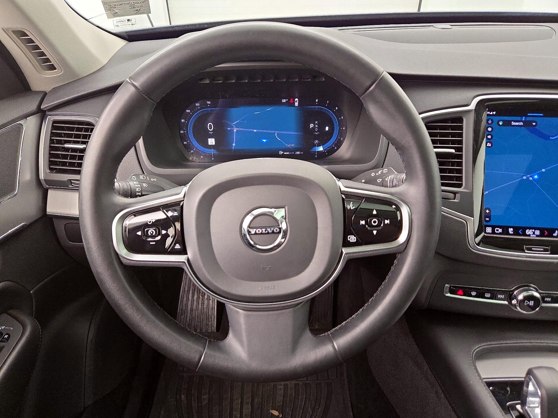 Thumbnail: 2023 Volvo XC90 - 10