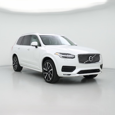 2022 Volvo XC90 T6 Momentum