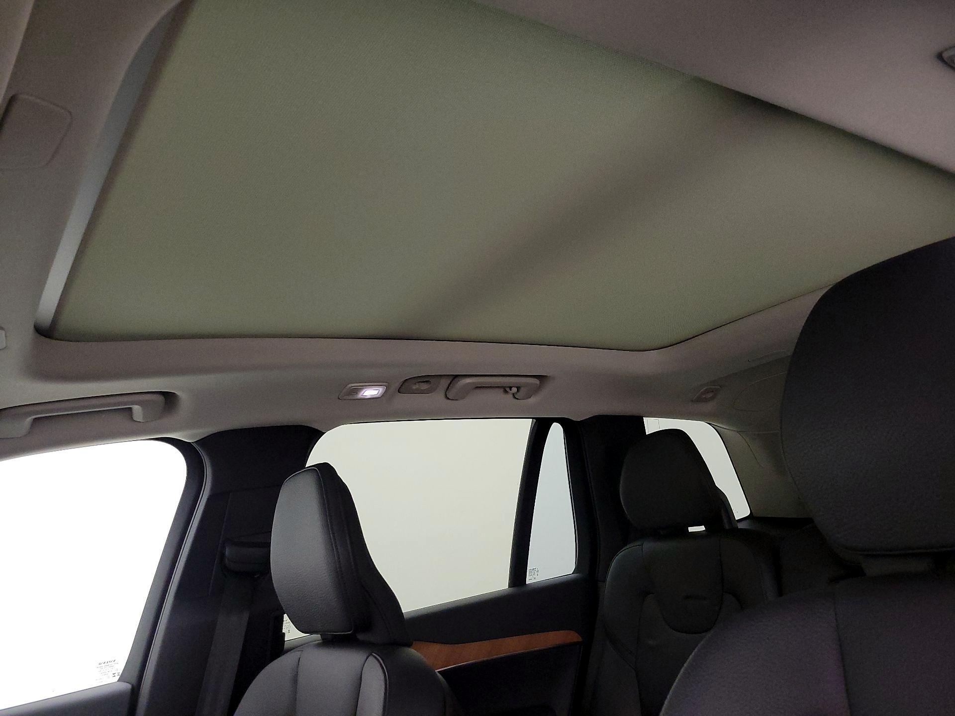 Thumbnail: 2024 Volvo XC90 - 19