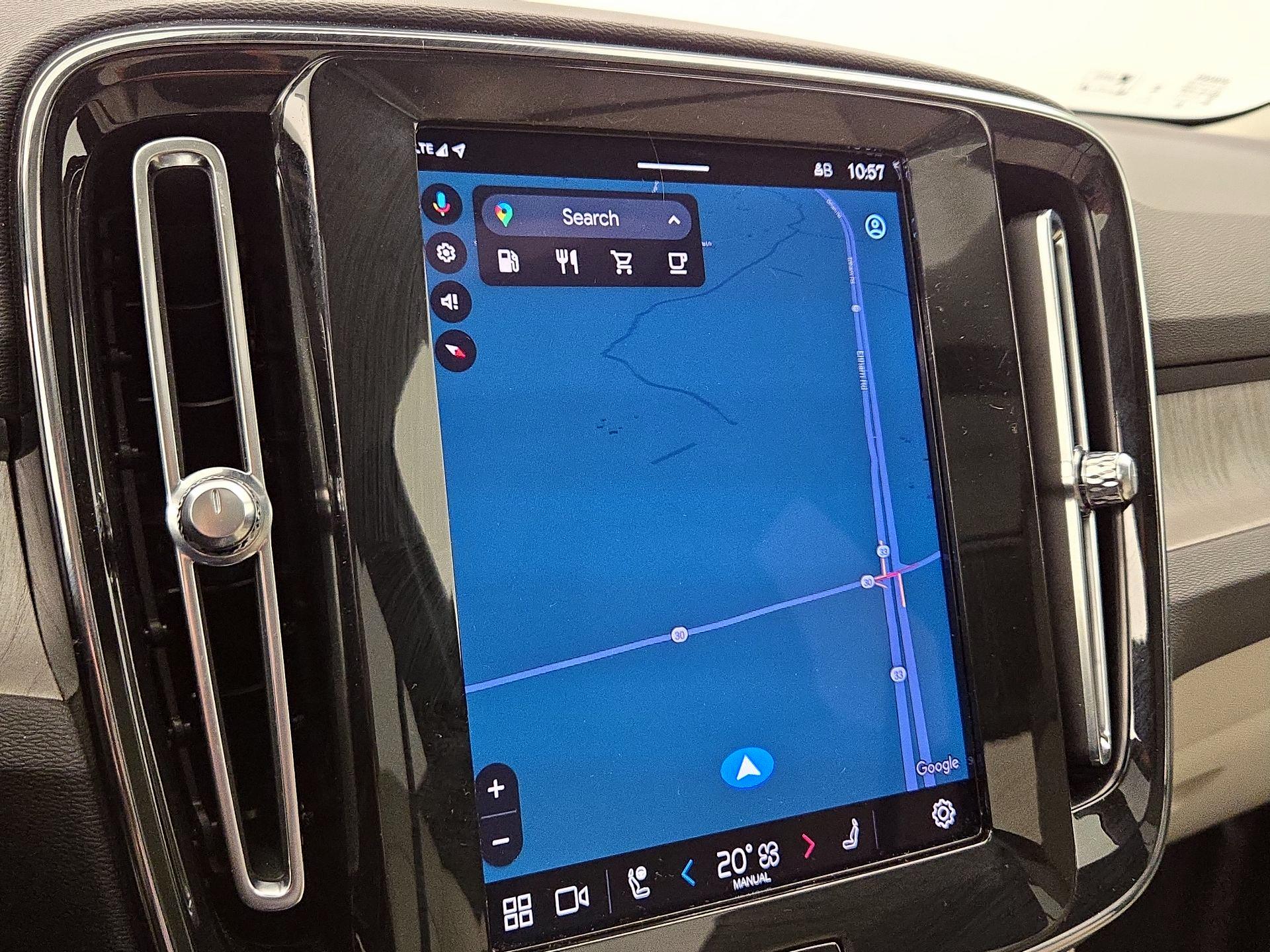 Thumbnail: 2024 Volvo XC40 - 14