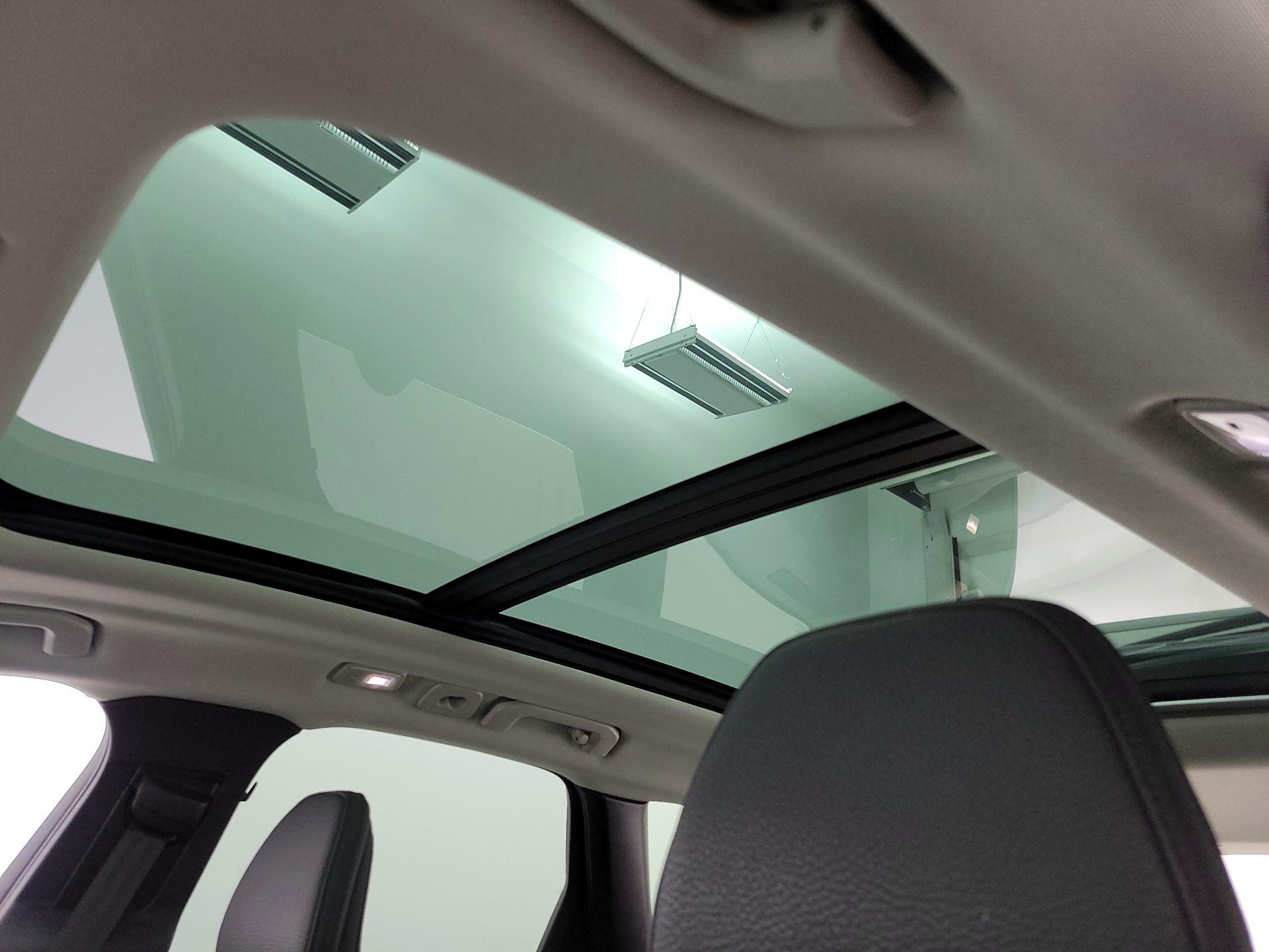 Thumbnail: 2023 Volvo XC60 - 18