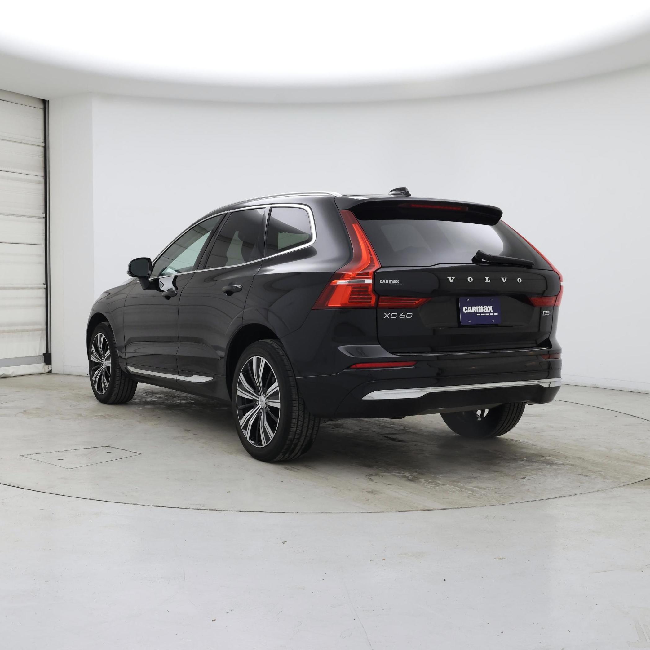 Thumbnail: 2023 Volvo XC60 - 2