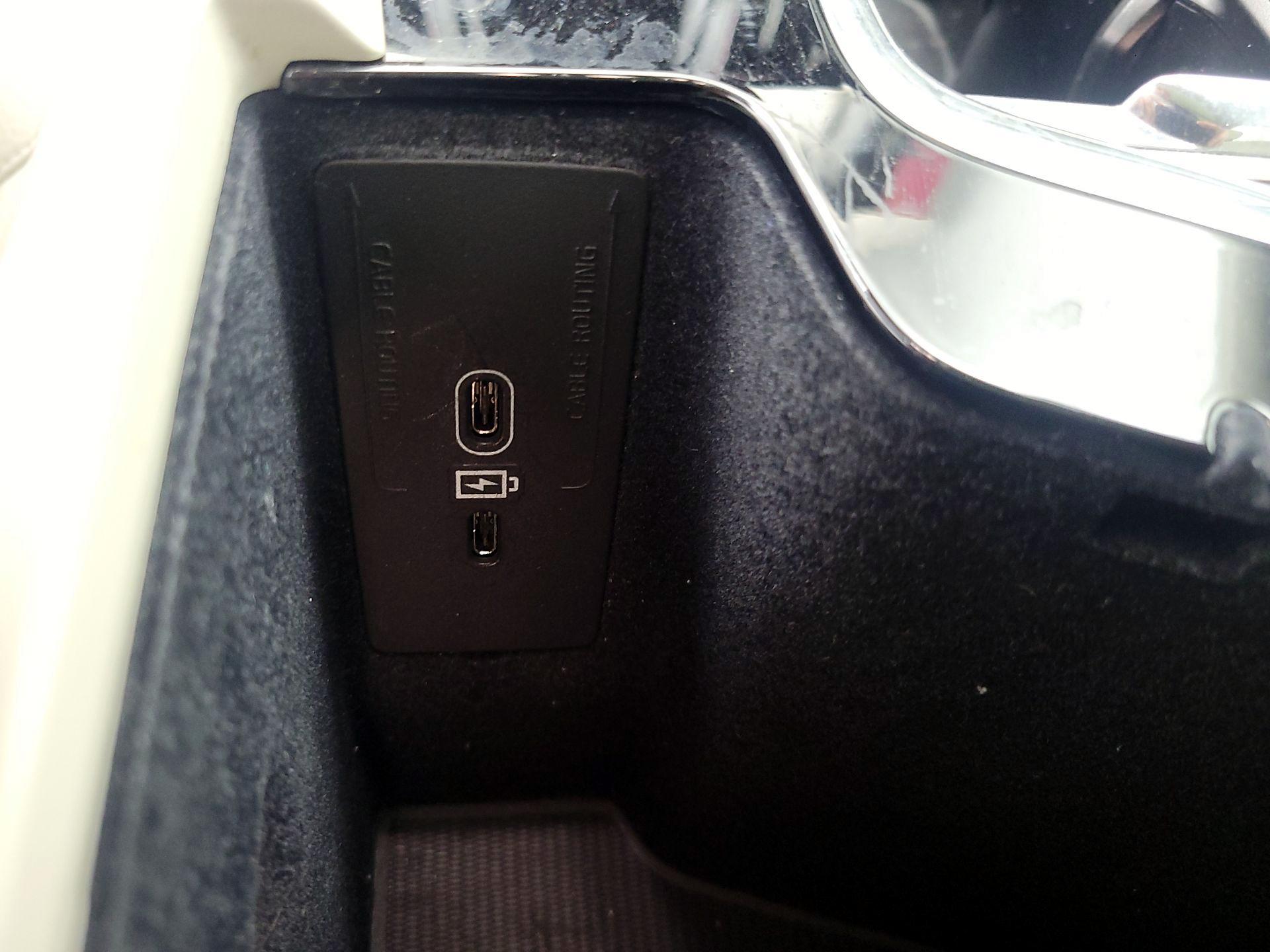 Thumbnail: 2023 Volvo XC60 - 19