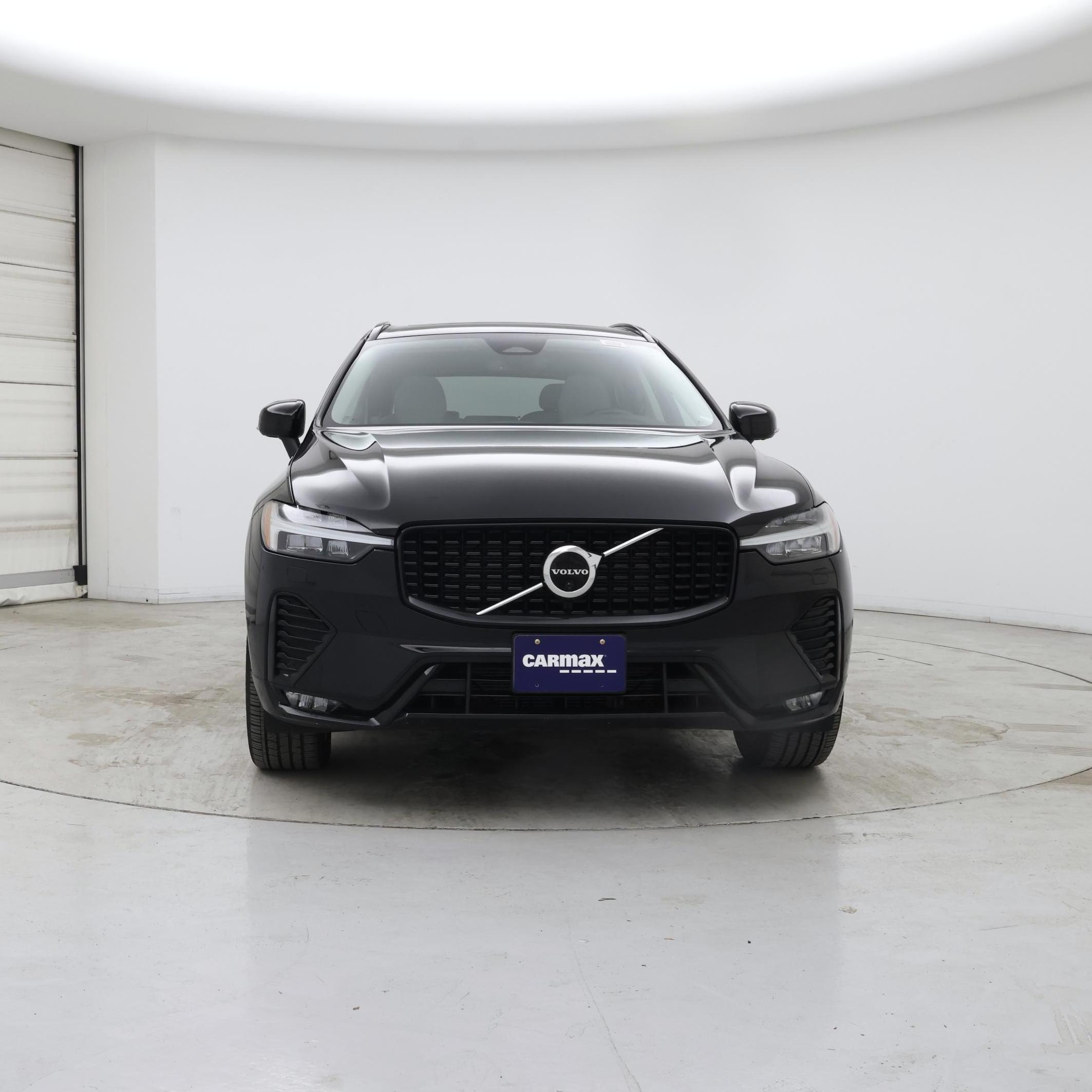 Thumbnail: 2023 Volvo XC60 - 5