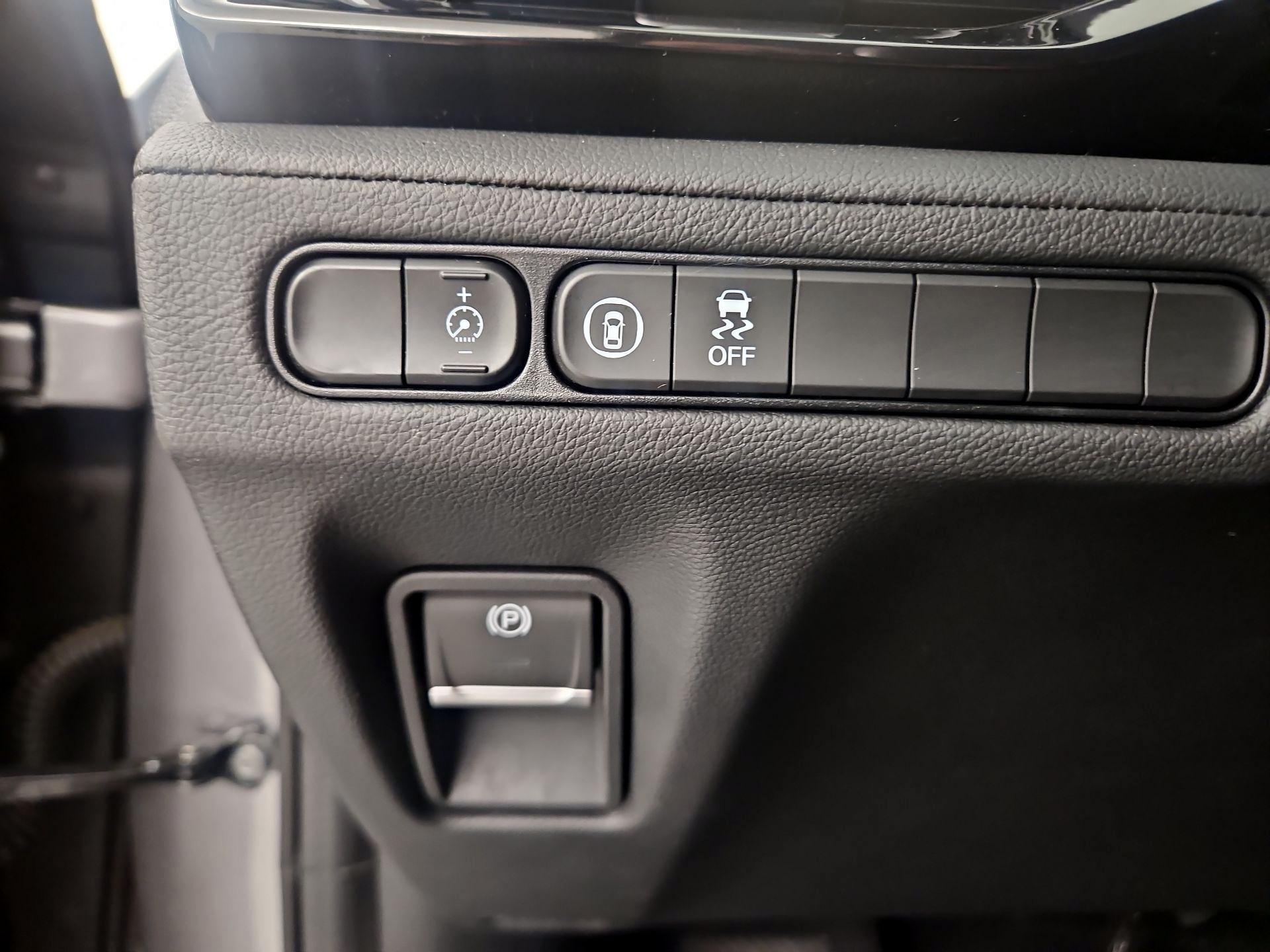 Thumbnail: 2023 Acura MDX - 13