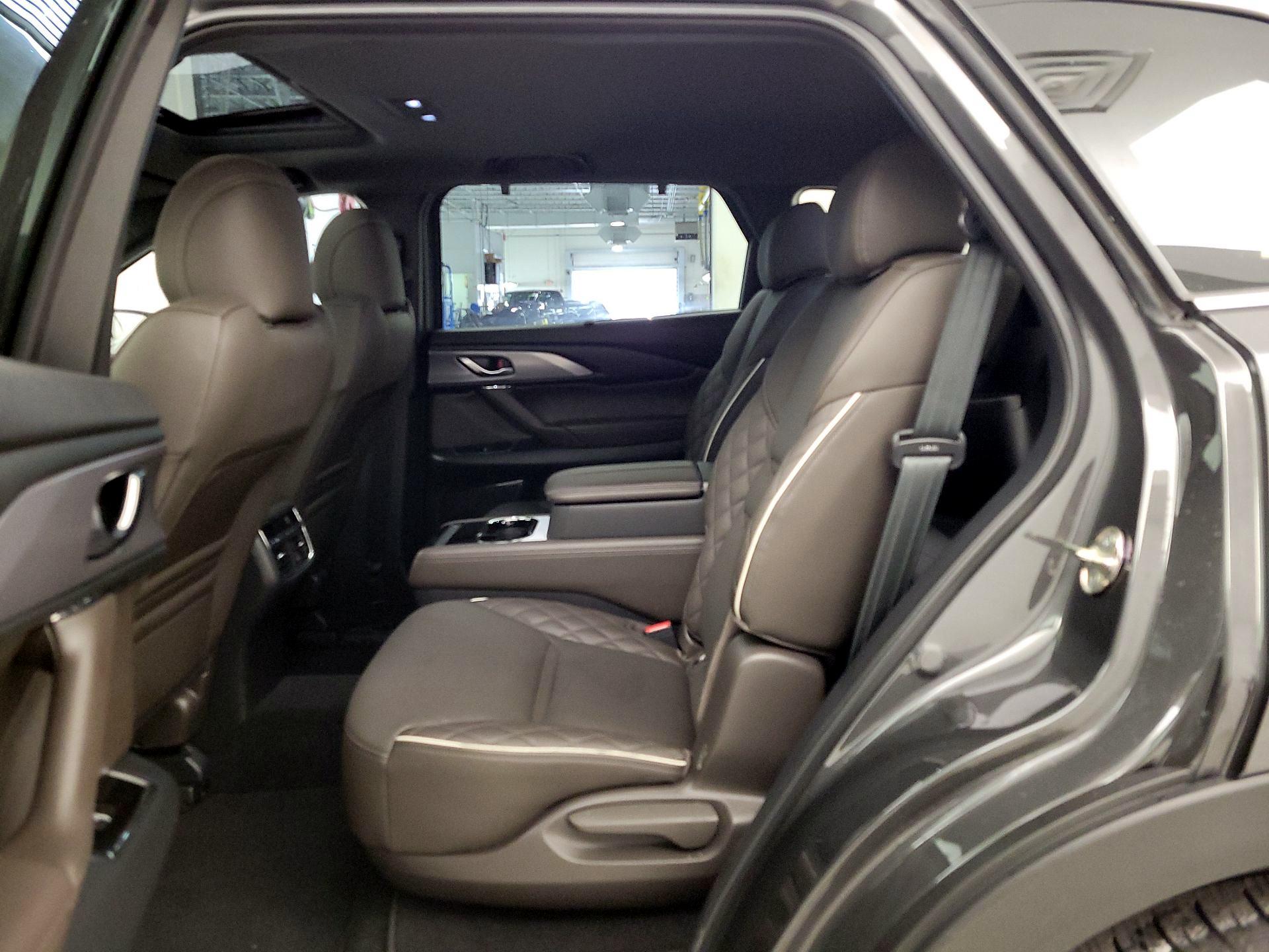 Thumbnail: 2023 Mazda CX-9 - 20