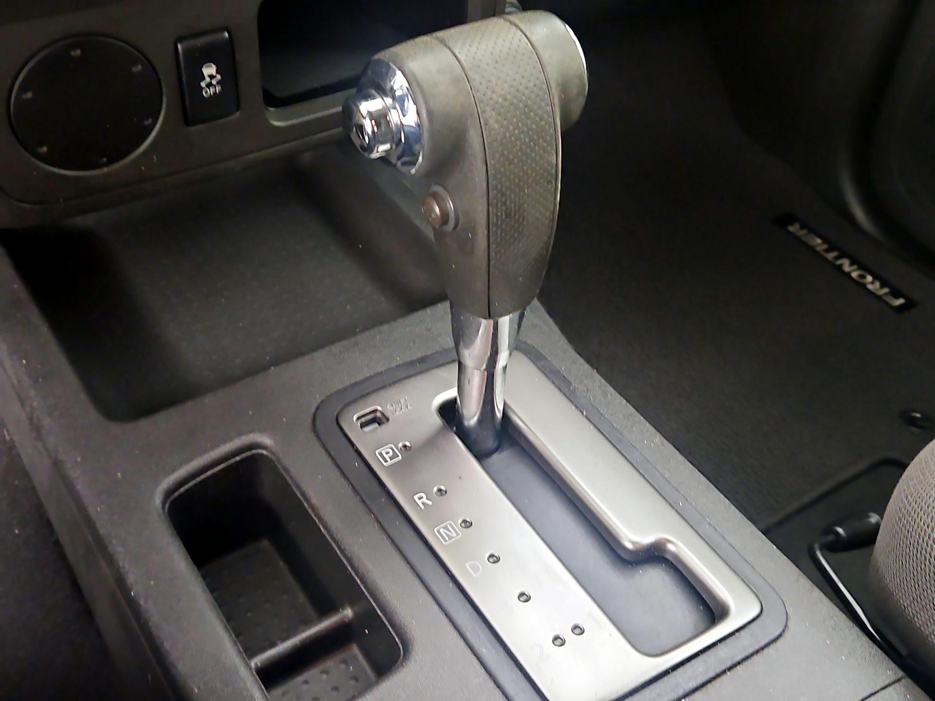 Thumbnail: 2019 Nissan Frontier - 17