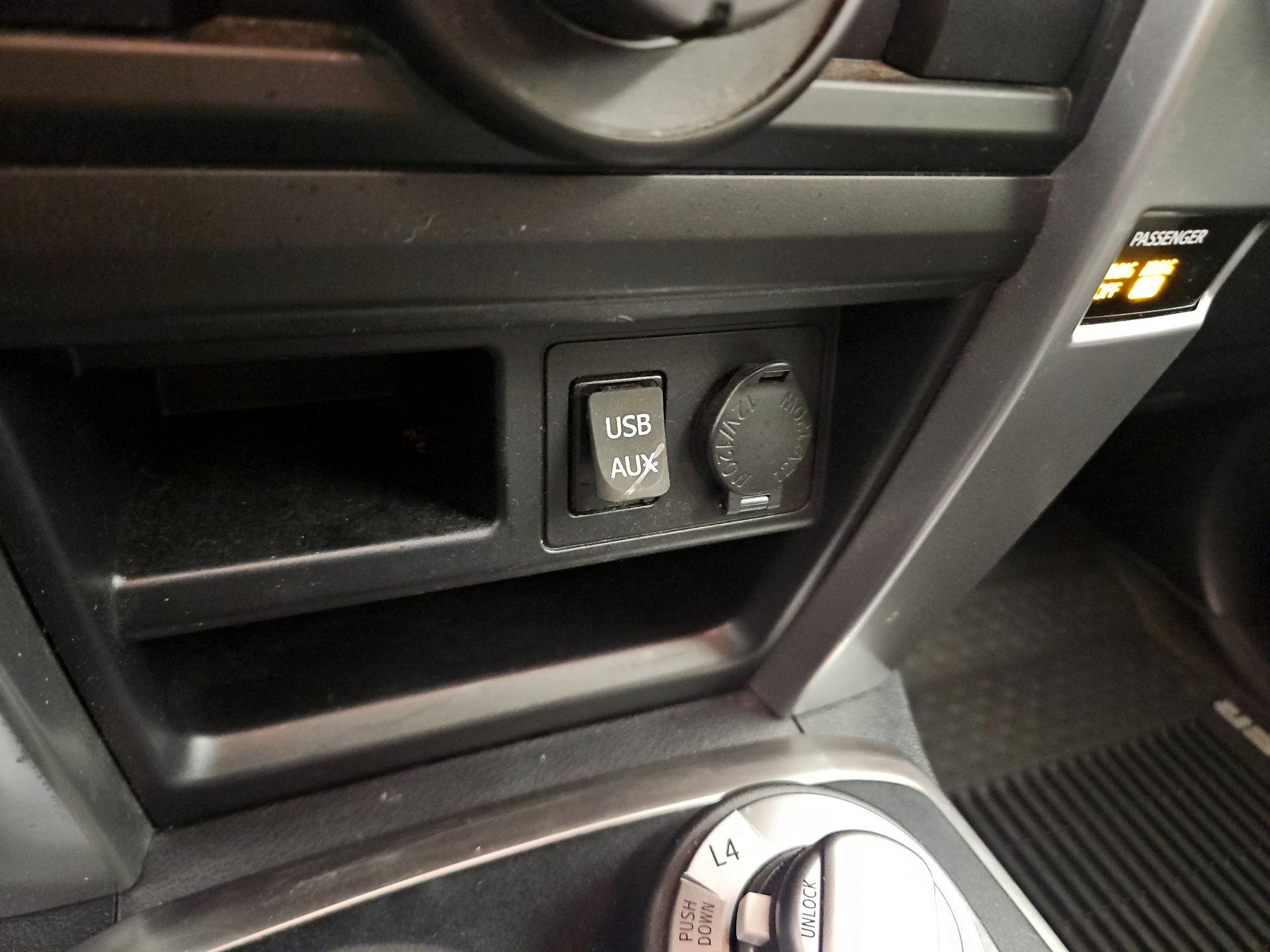 Thumbnail: 2019 Toyota 4Runner - 19