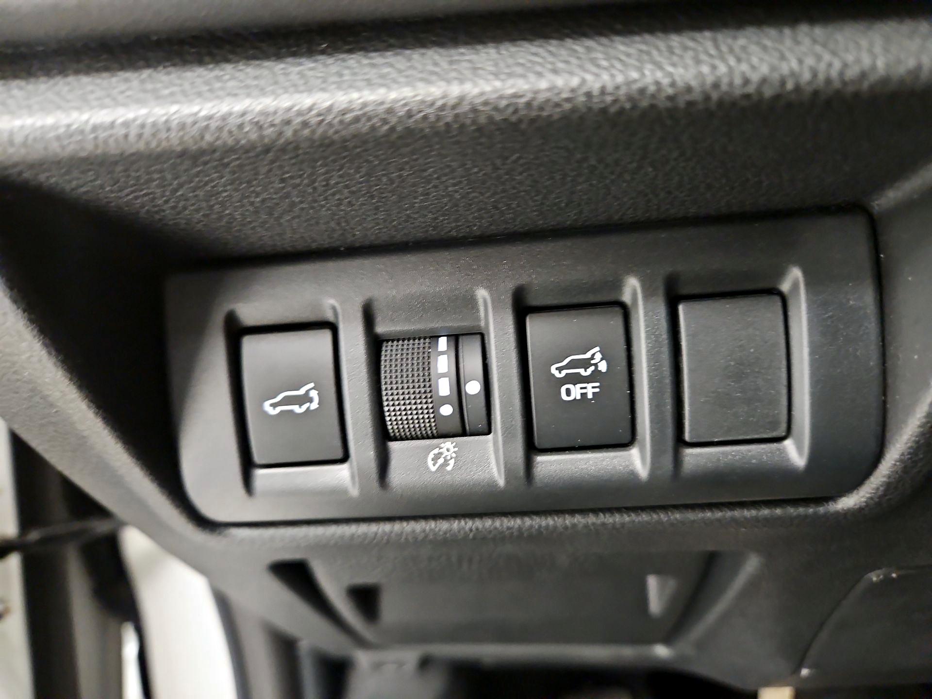 Thumbnail: 2025 Subaru Outback - 13