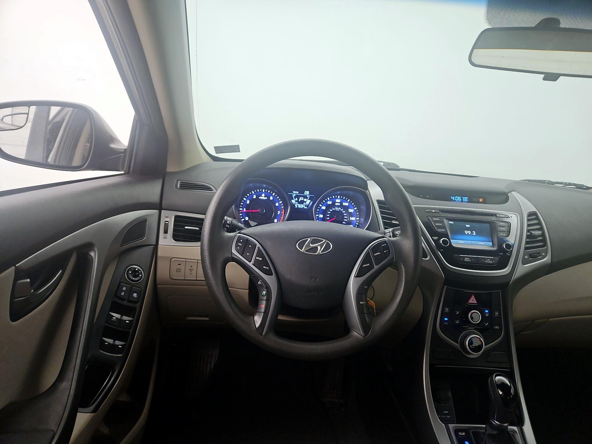 Thumbnail: 2016 Hyundai Elantra - 10