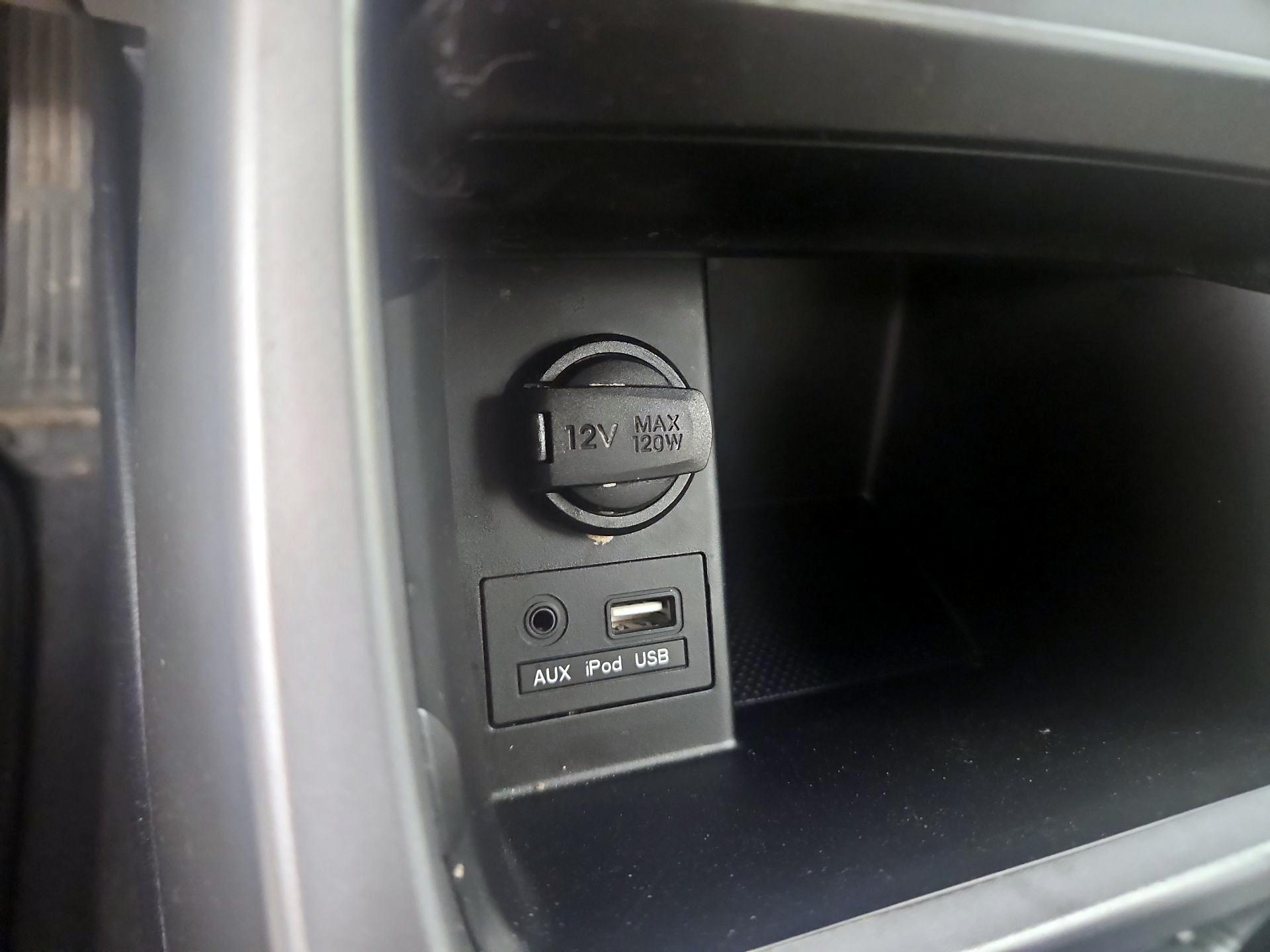 Thumbnail: 2016 Hyundai Elantra - 18