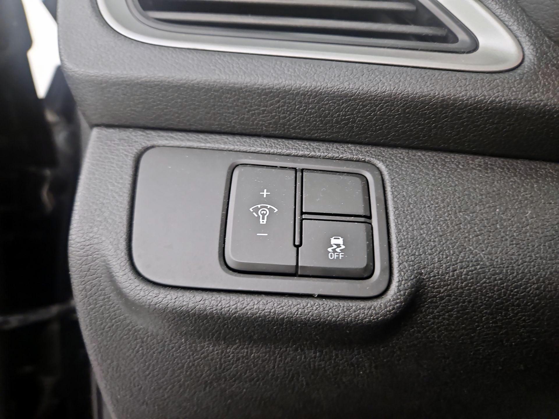 Thumbnail: 2020 Hyundai Accent - 13