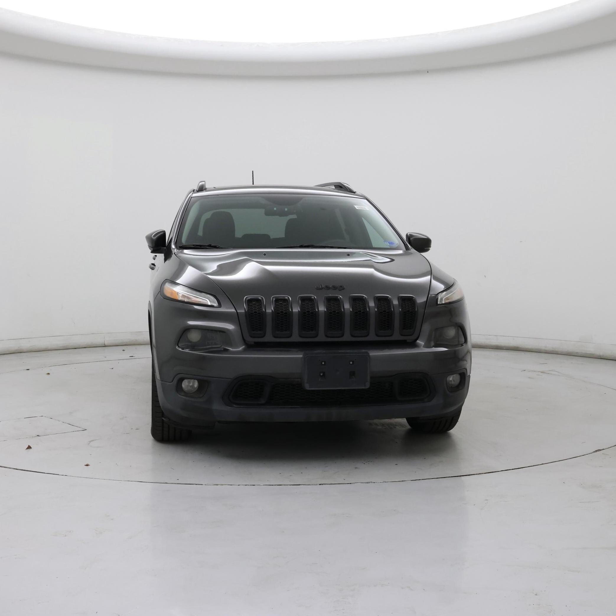 Thumbnail: 2017 Jeep Cherokee - 5