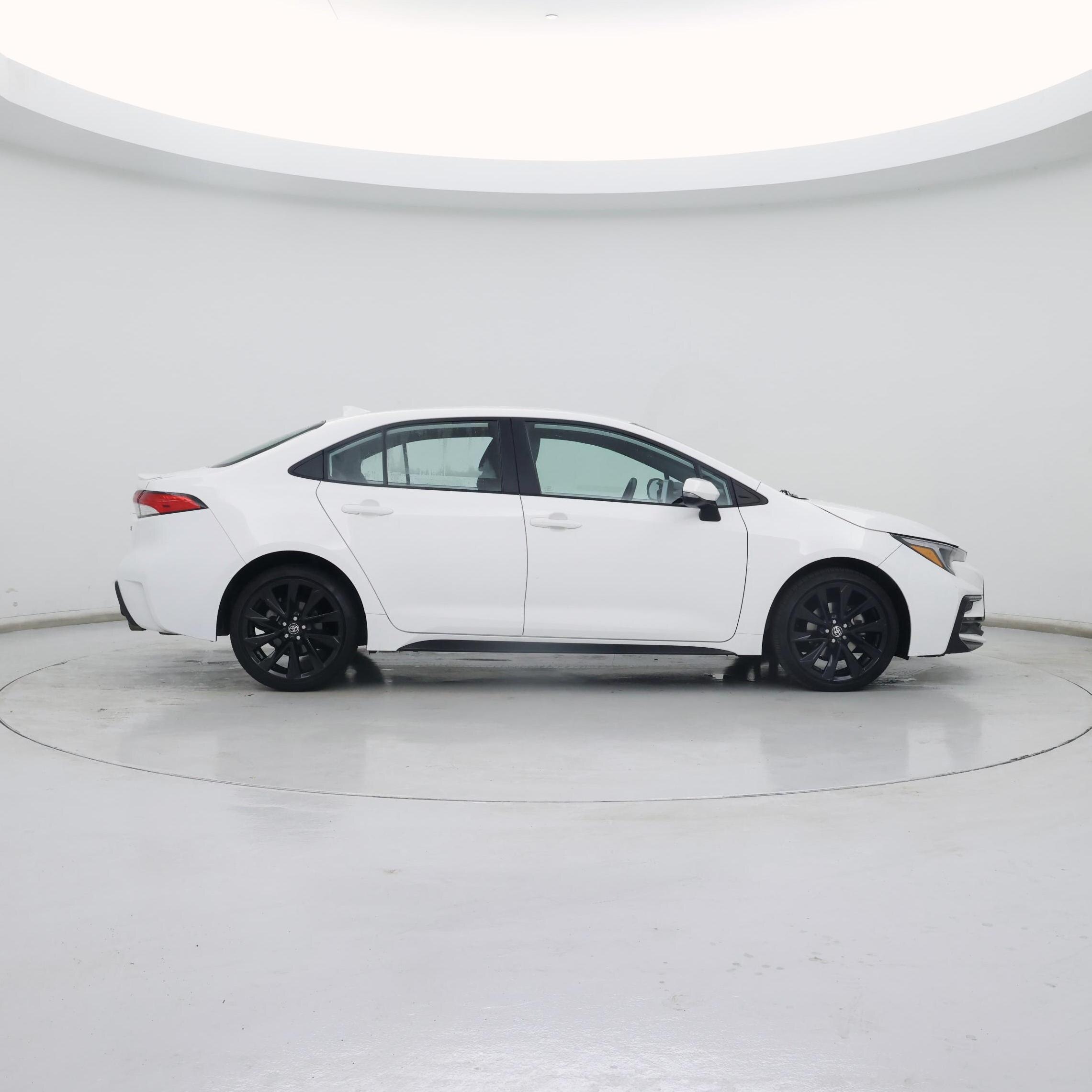 Thumbnail: 2023 Toyota Corolla - 7