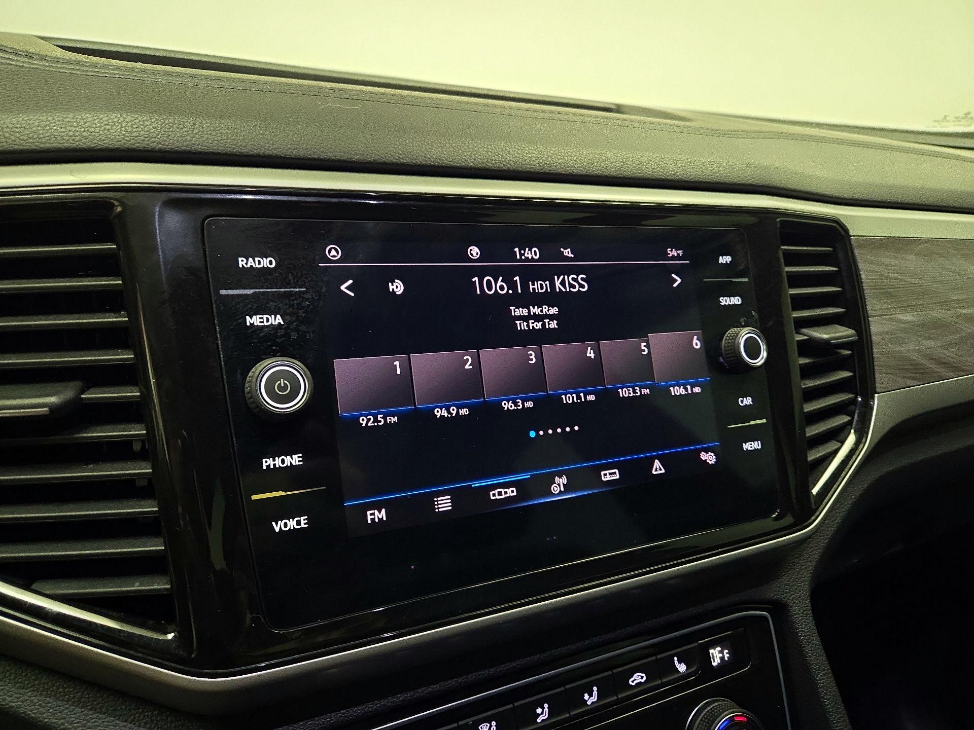 Thumbnail: 2023 Volkswagen Atlas - 15