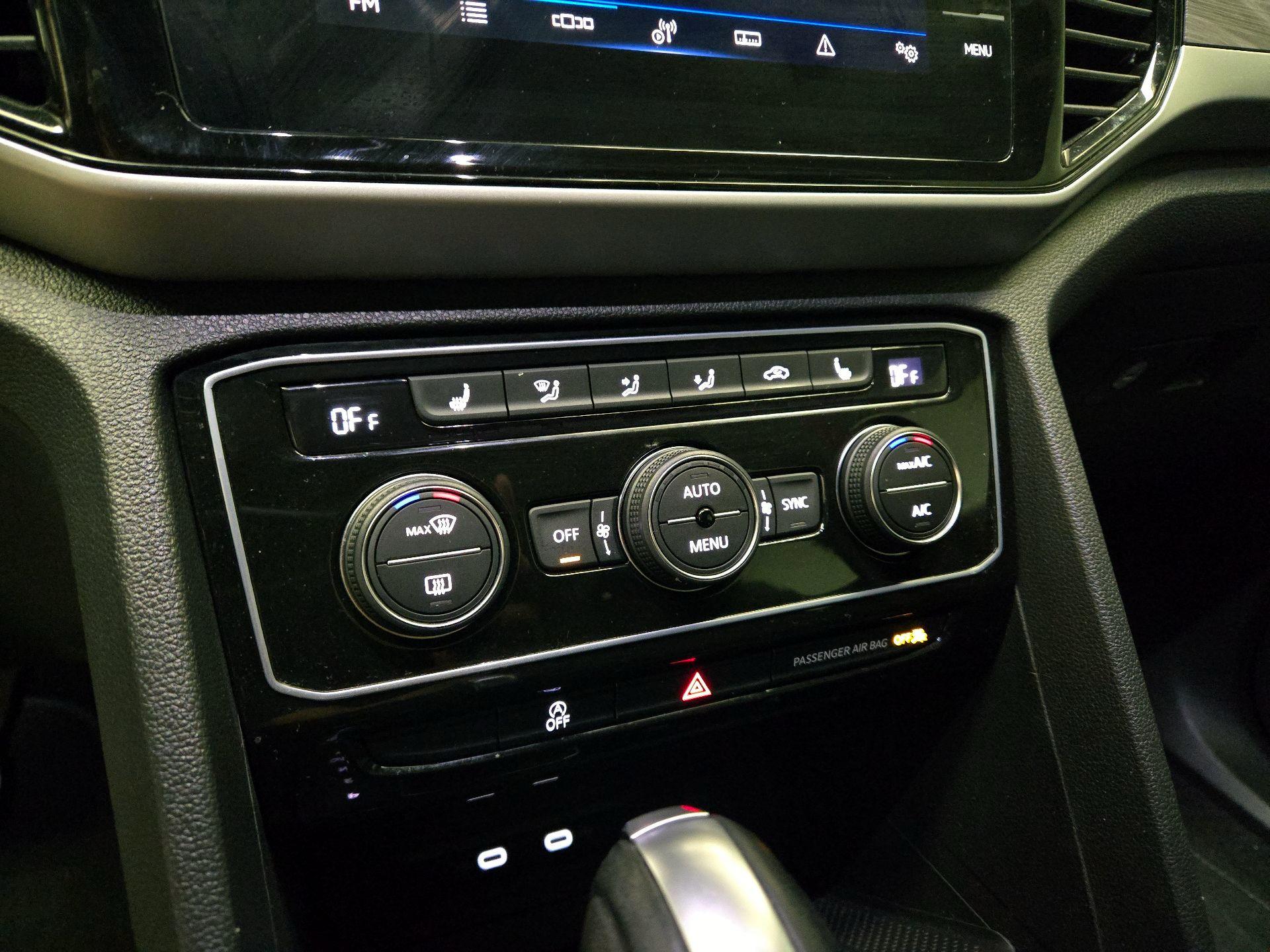 Thumbnail: 2023 Volkswagen Atlas - 16