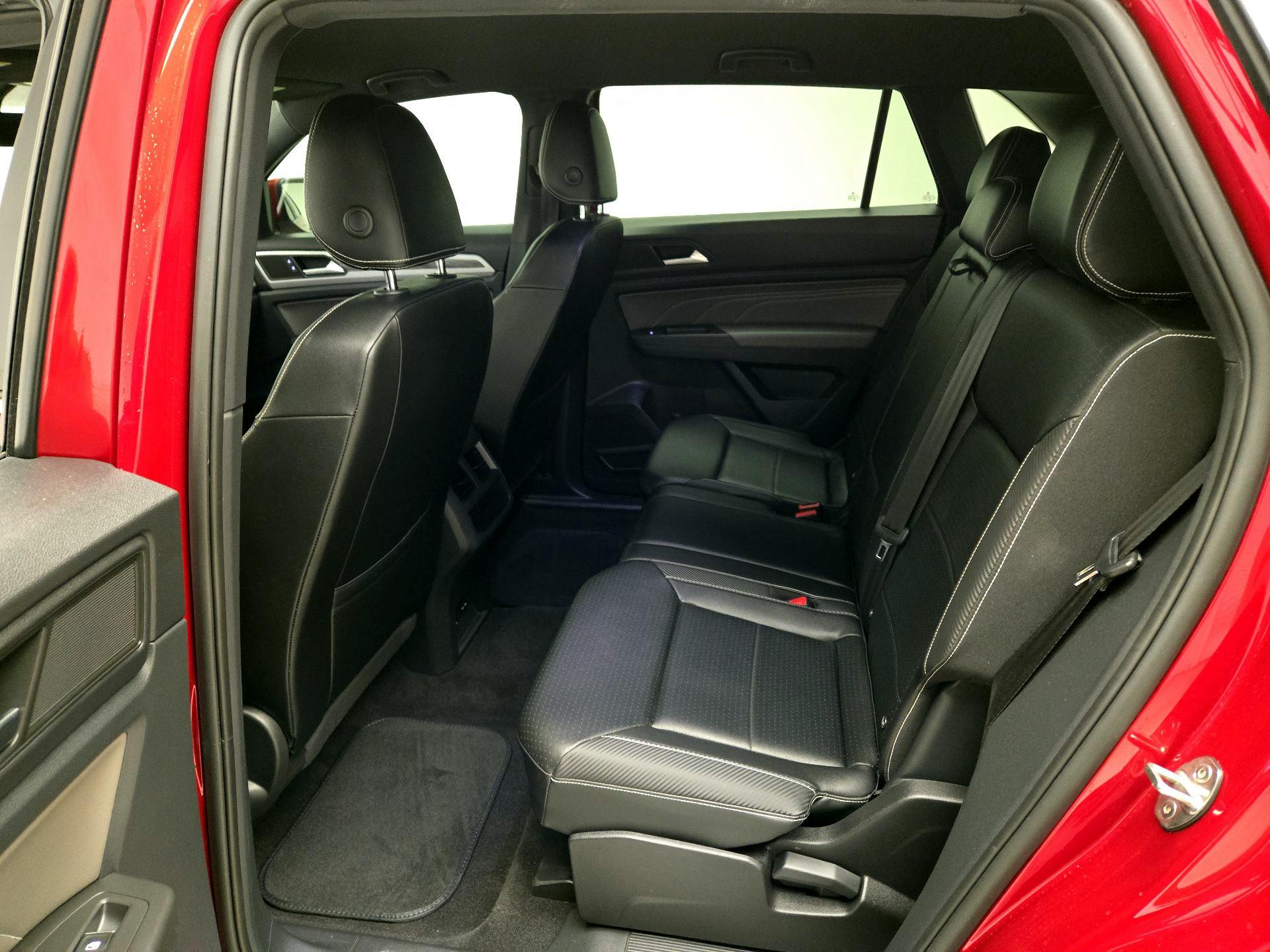 Thumbnail: 2023 Volkswagen Atlas - 19