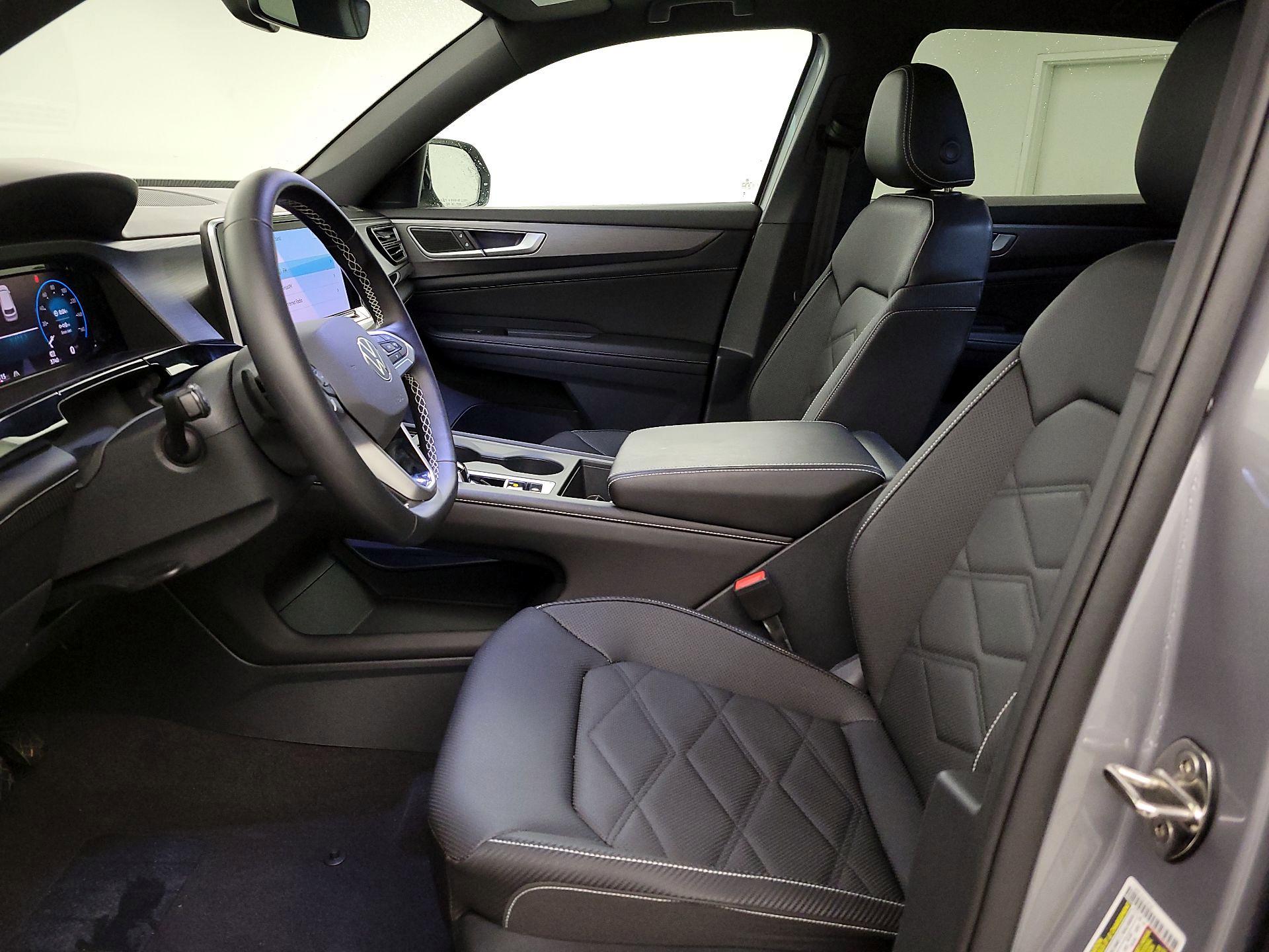 Thumbnail: 2024 Volkswagen Atlas - 11