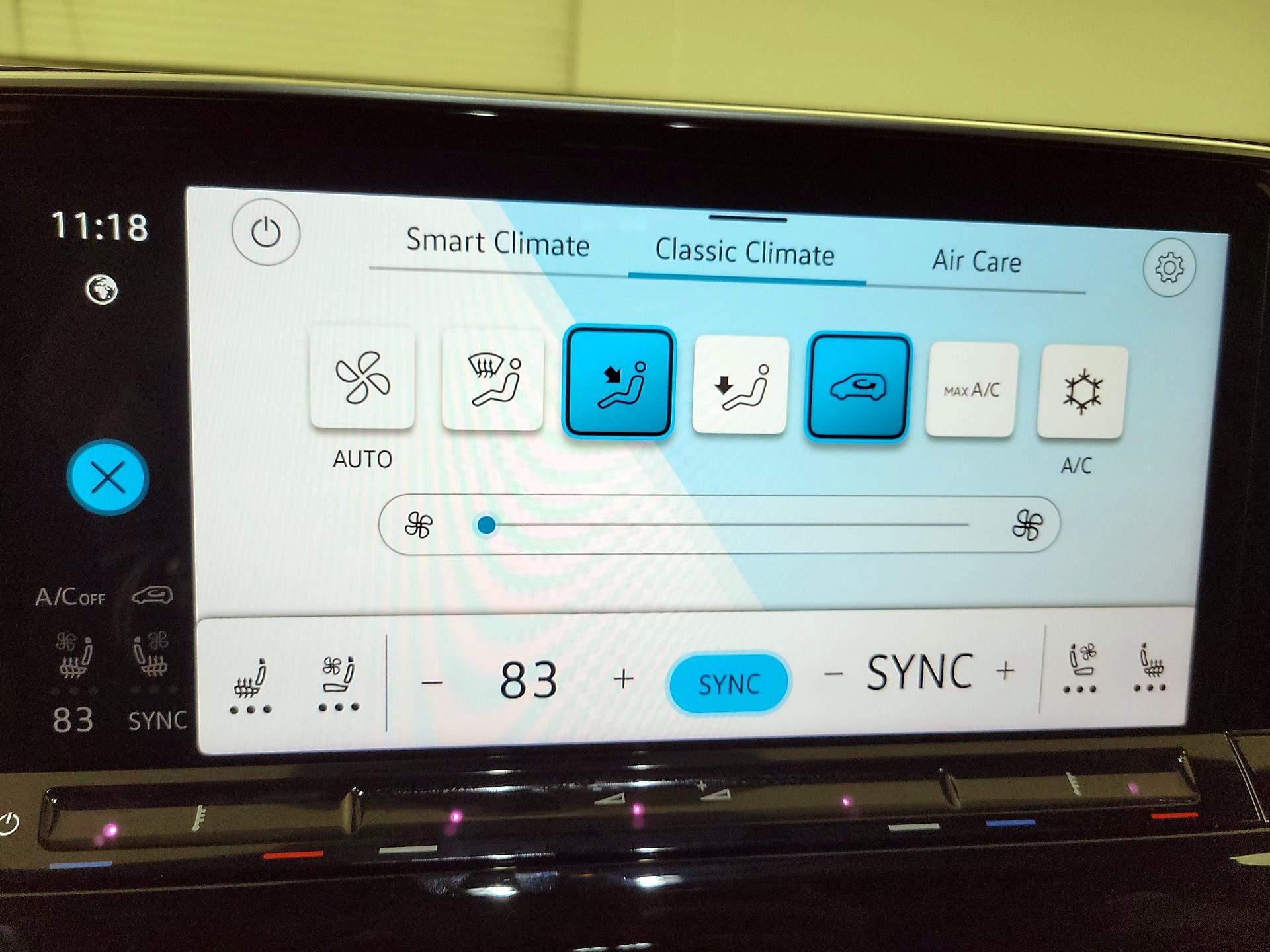 Thumbnail: 2024 Volkswagen Atlas - 16