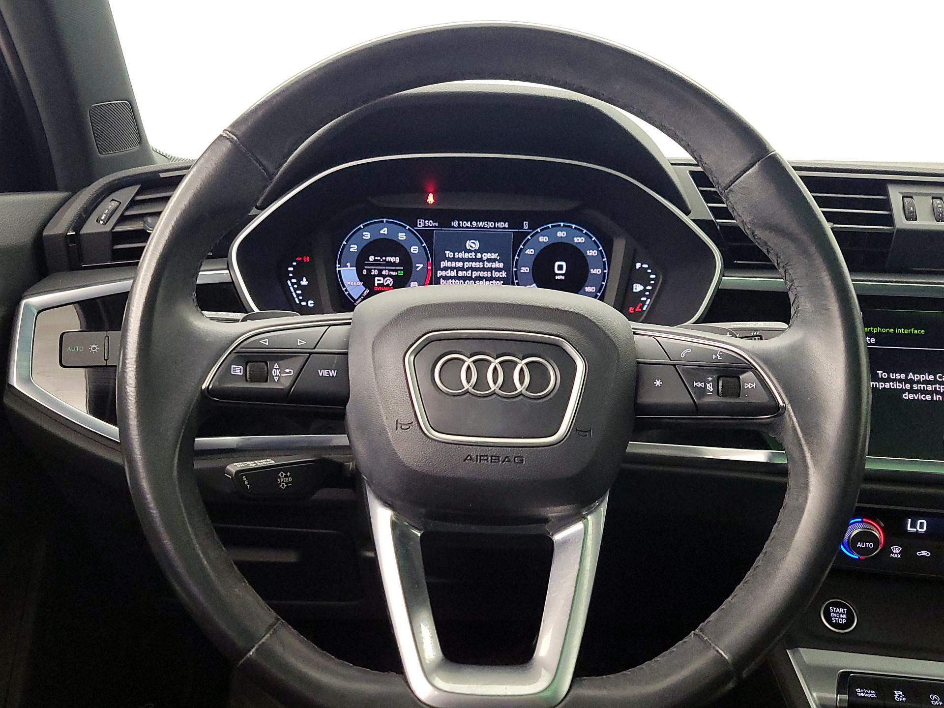 Thumbnail: 2023 Audi Q3 - 10