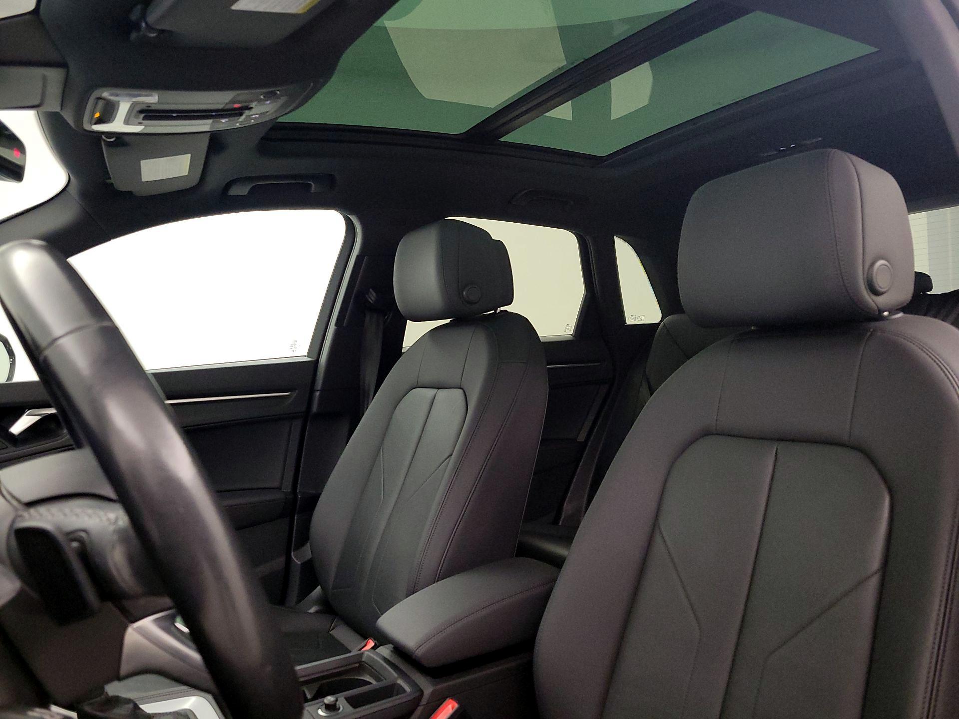 Thumbnail: 2023 Audi Q3 - 20