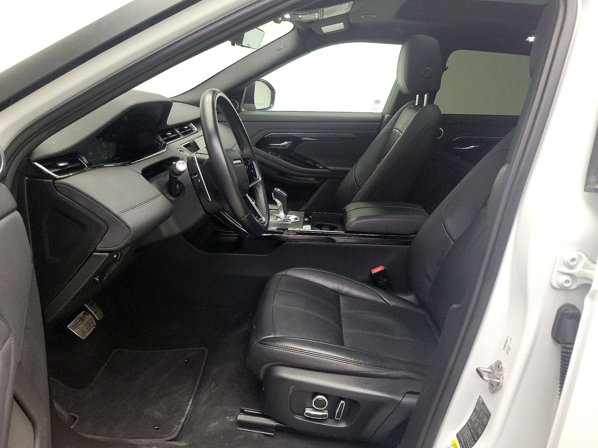 Thumbnail: 2021 Land Rover Range Rover Evoque - 11