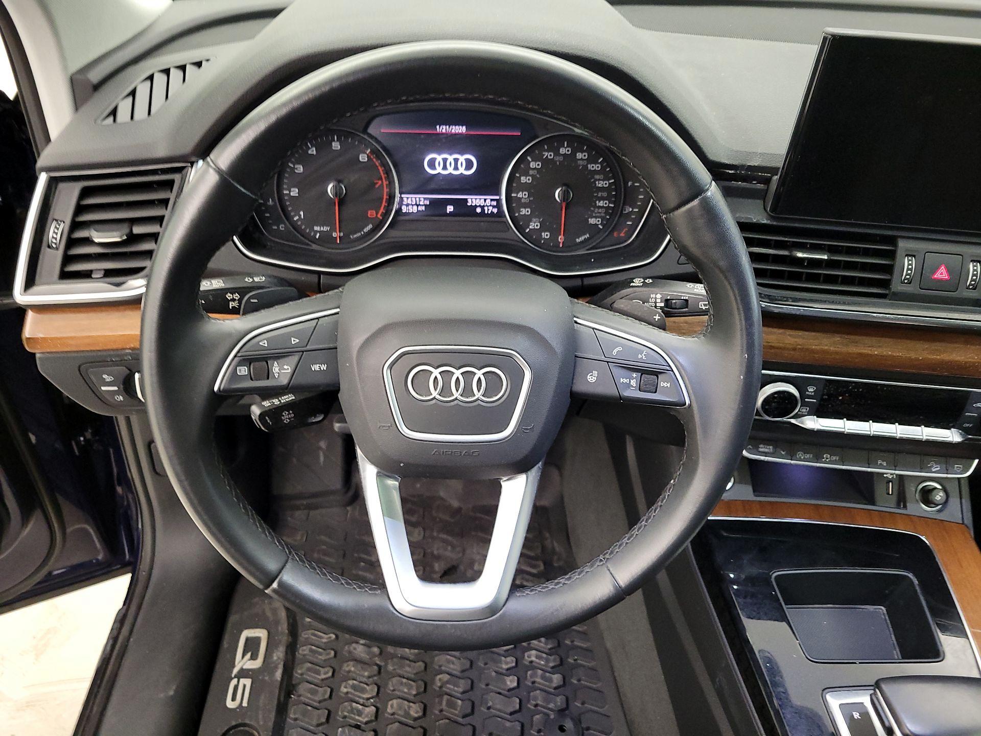 Thumbnail: 2022 Audi Q5 - 10