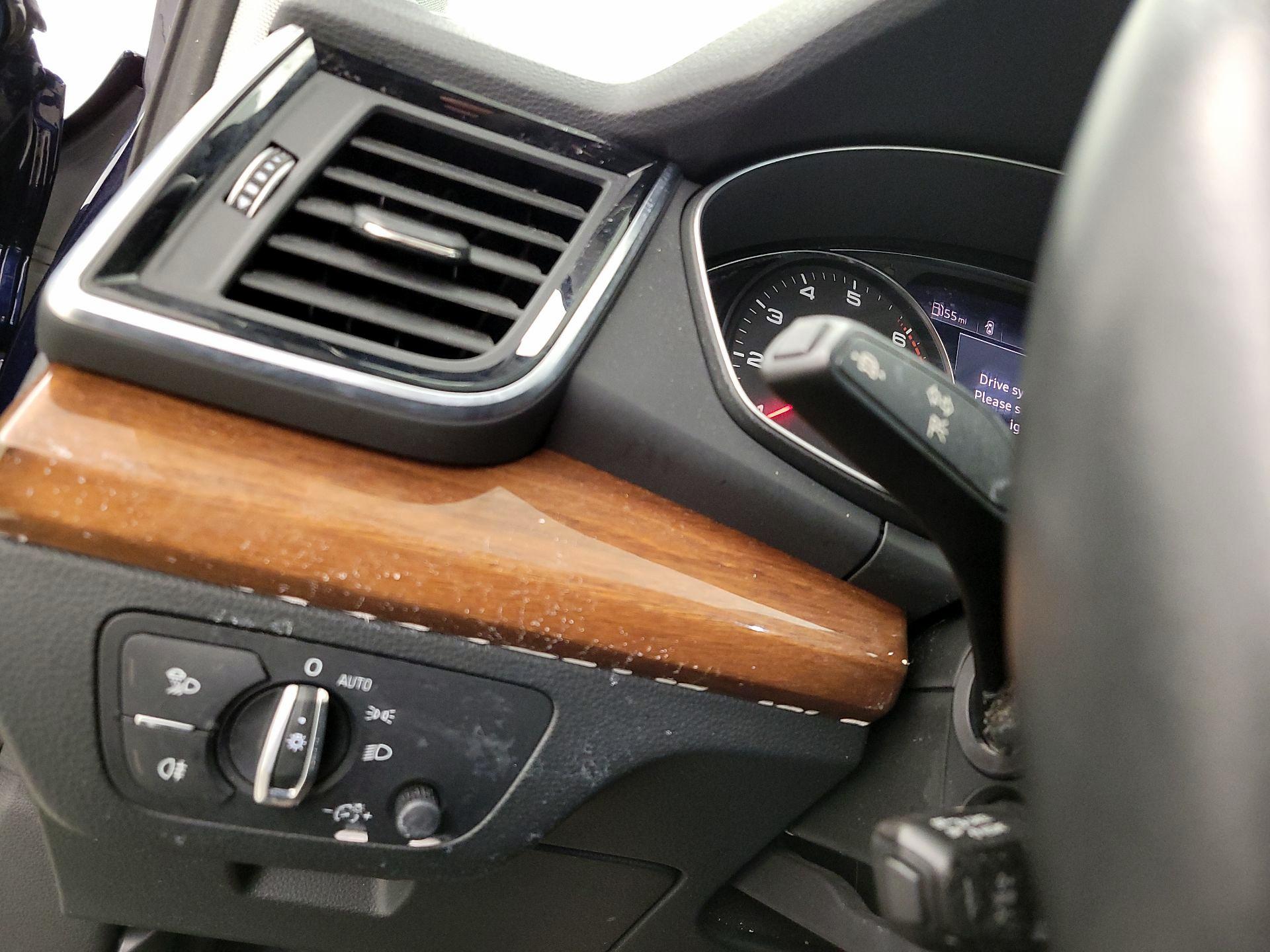 Thumbnail: 2022 Audi Q5 - 13