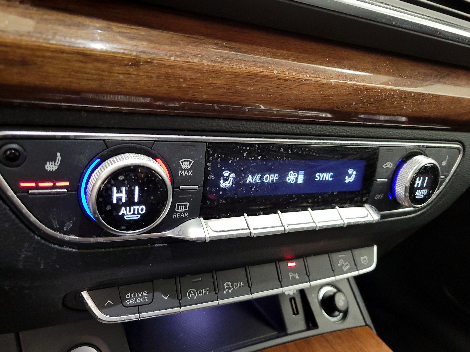 Thumbnail: 2022 Audi Q5 - 16