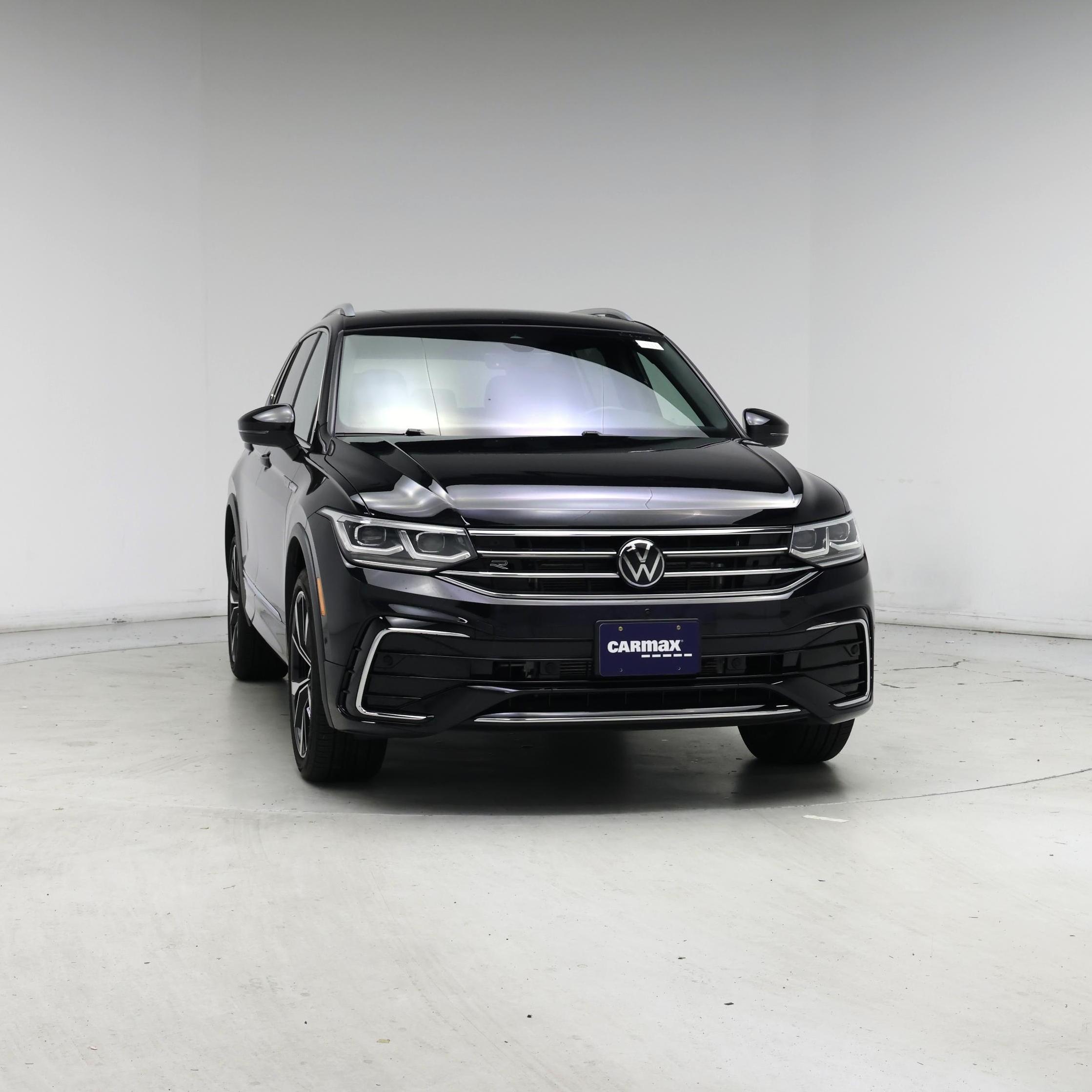 Thumbnail: 2023 Volkswagen Tiguan - 5