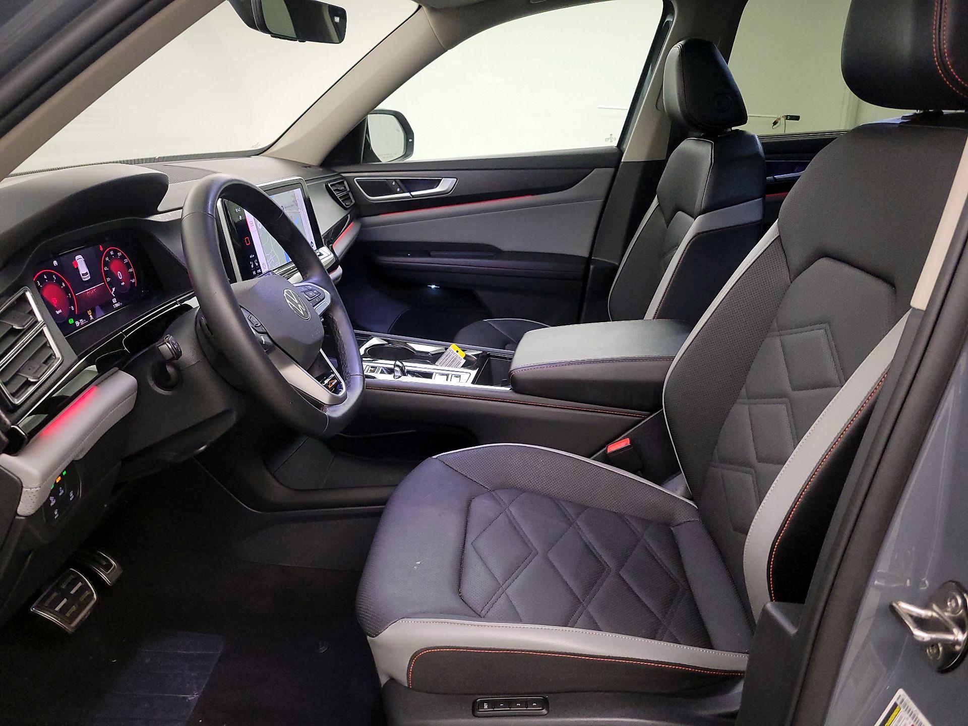 Thumbnail: 2024 Volkswagen Atlas - 11