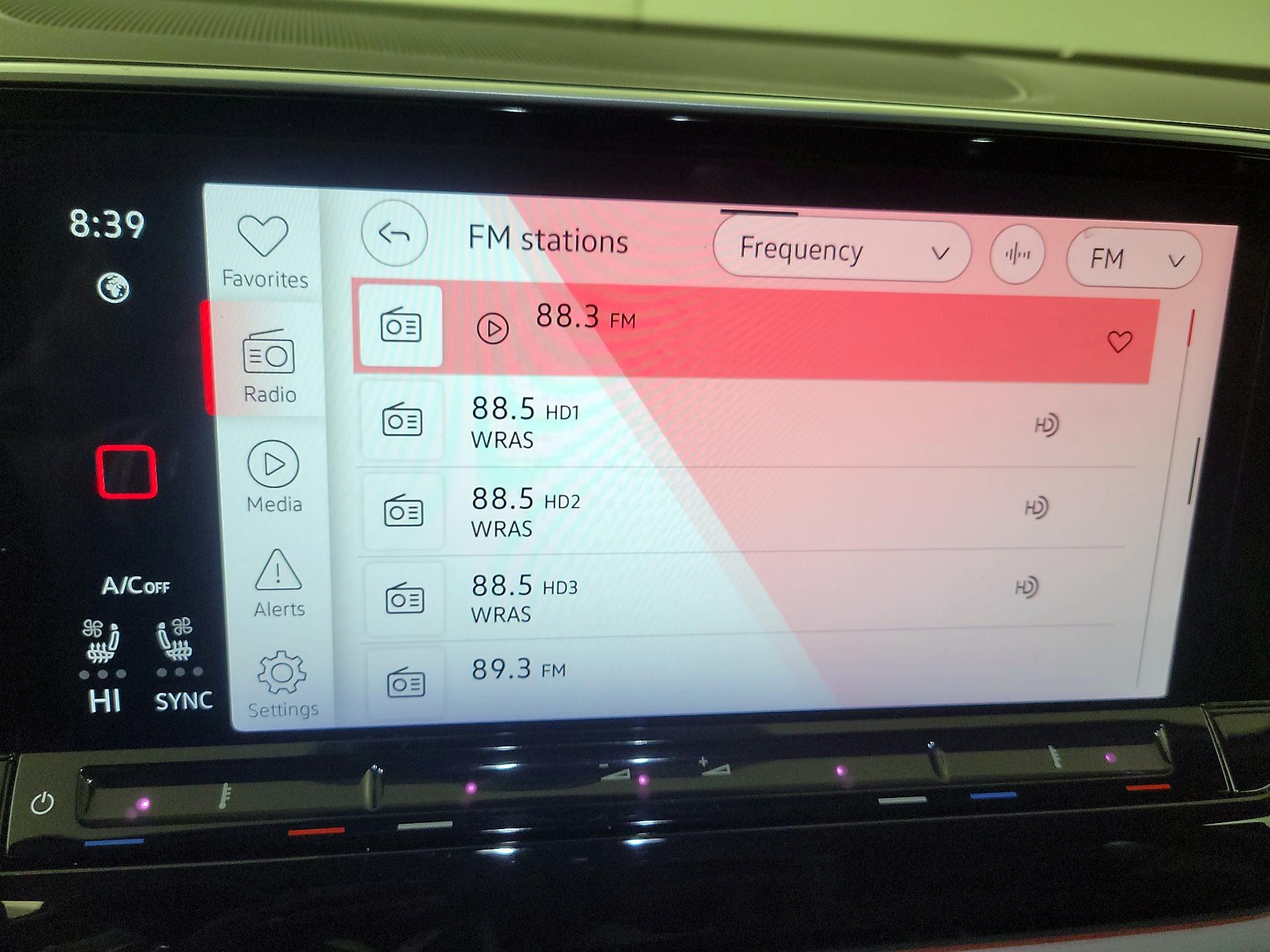 Thumbnail: 2024 Volkswagen Atlas - 16