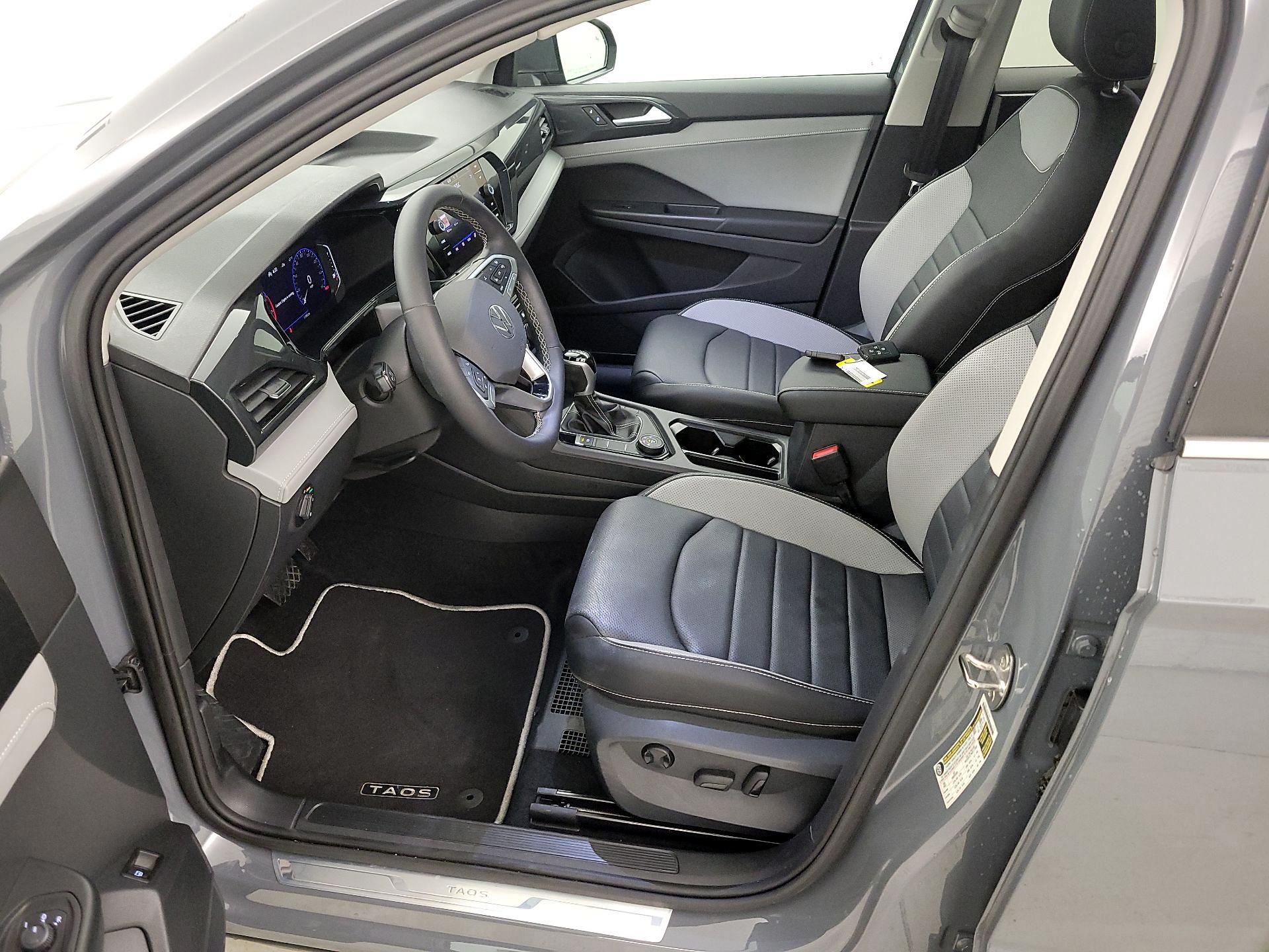 Thumbnail: 2023 Volkswagen Taos - 11