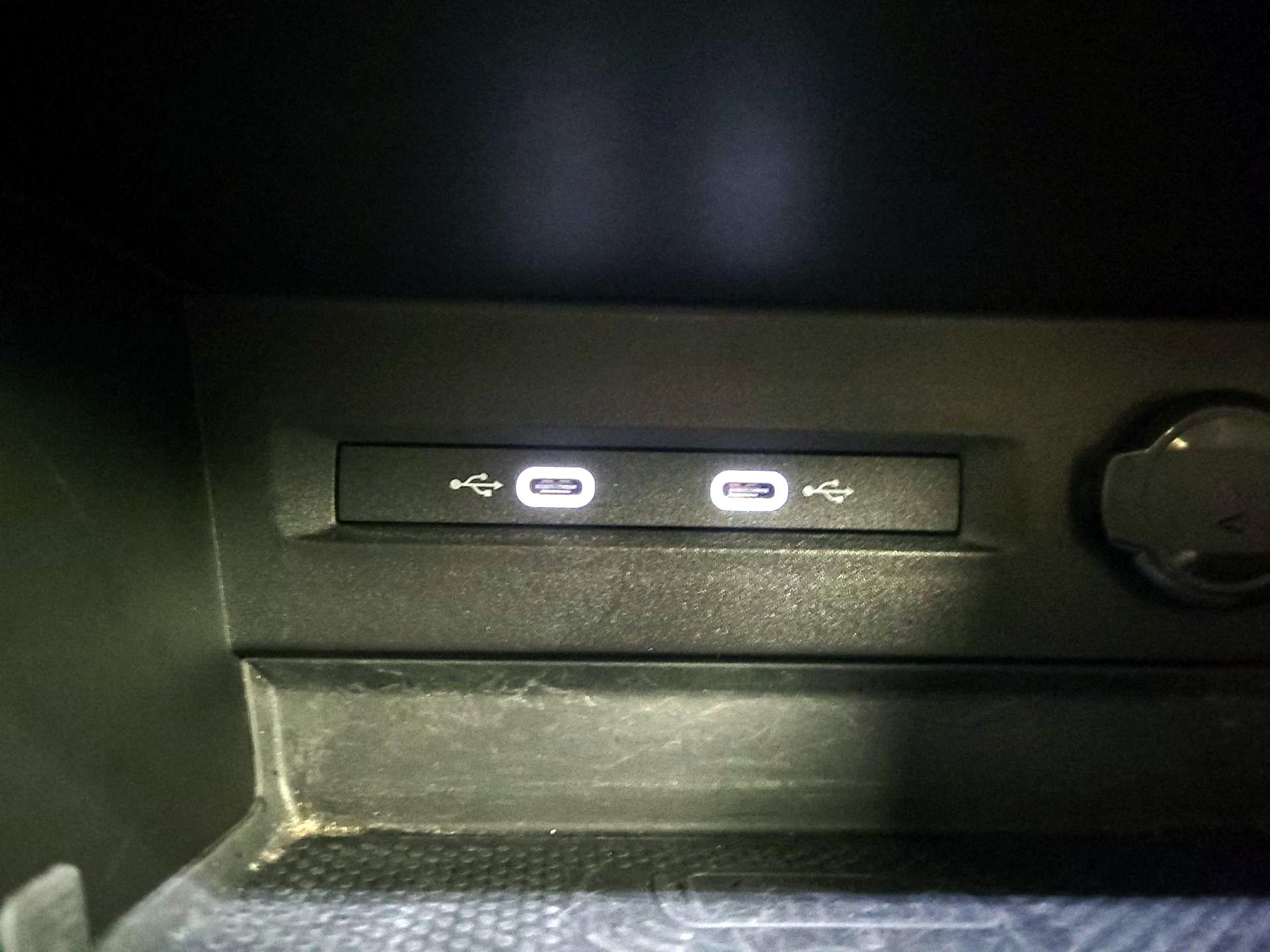 Thumbnail: 2023 Volkswagen Taos - 19