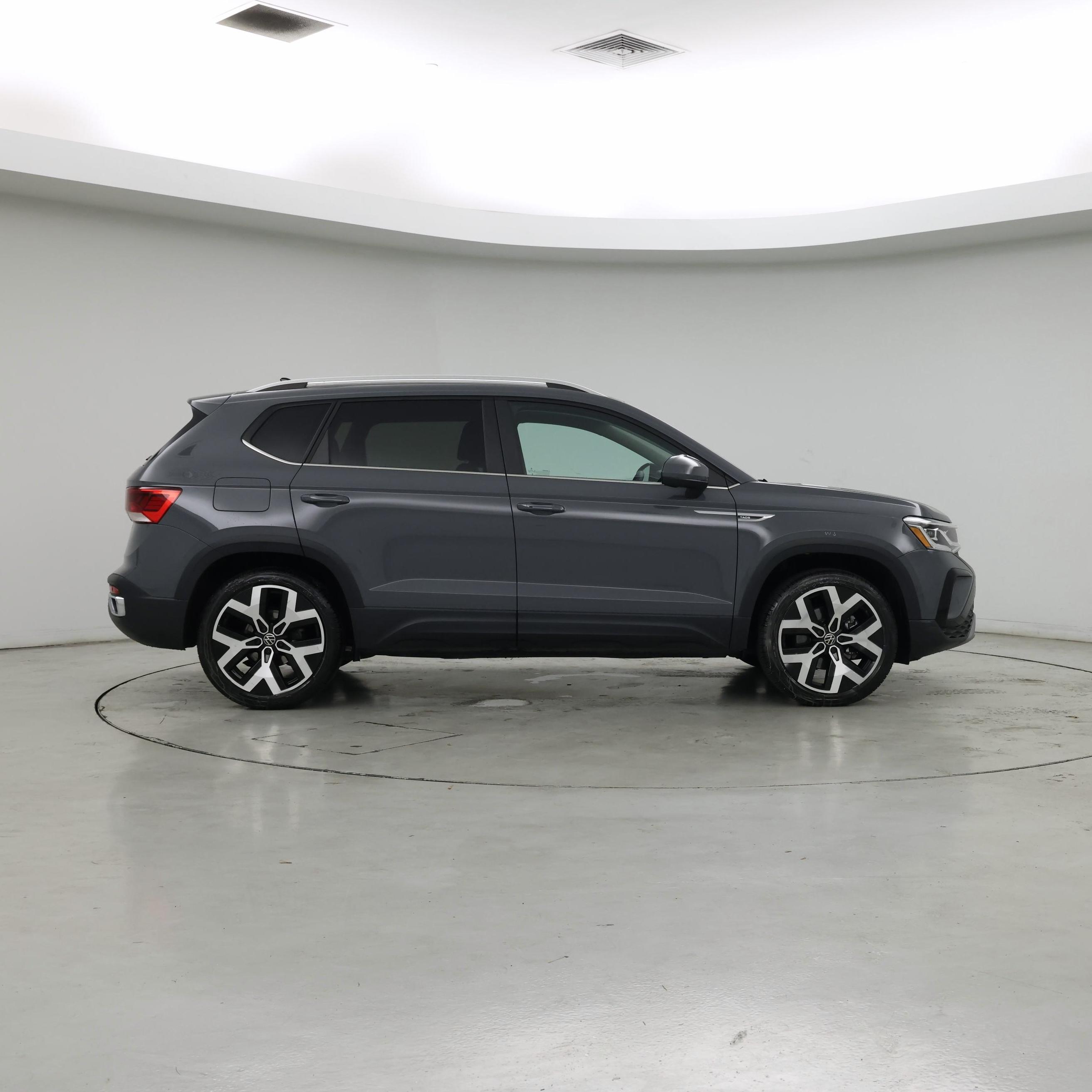 Thumbnail: 2023 Volkswagen Taos - 7