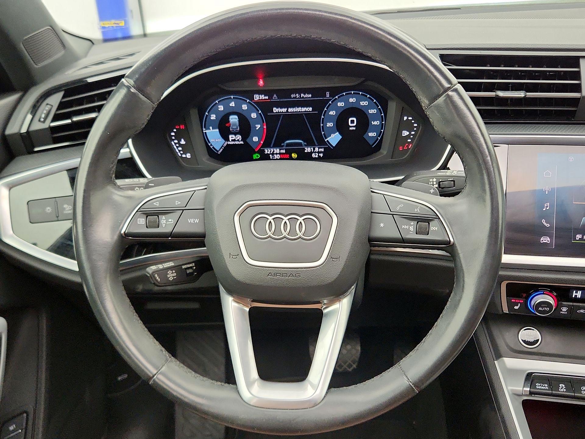Thumbnail: 2022 Audi Q3 - 10