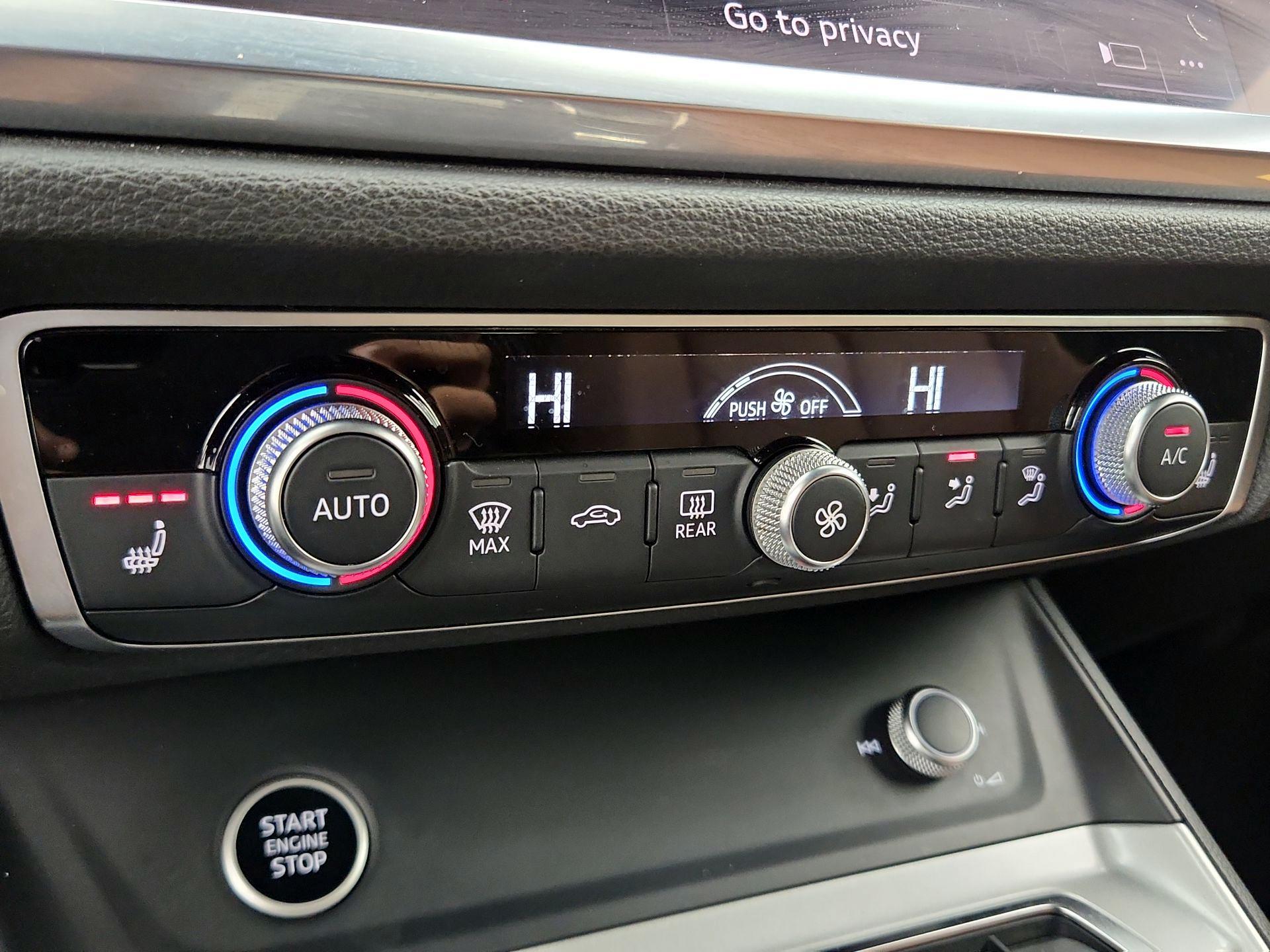 Thumbnail: 2022 Audi Q3 - 16