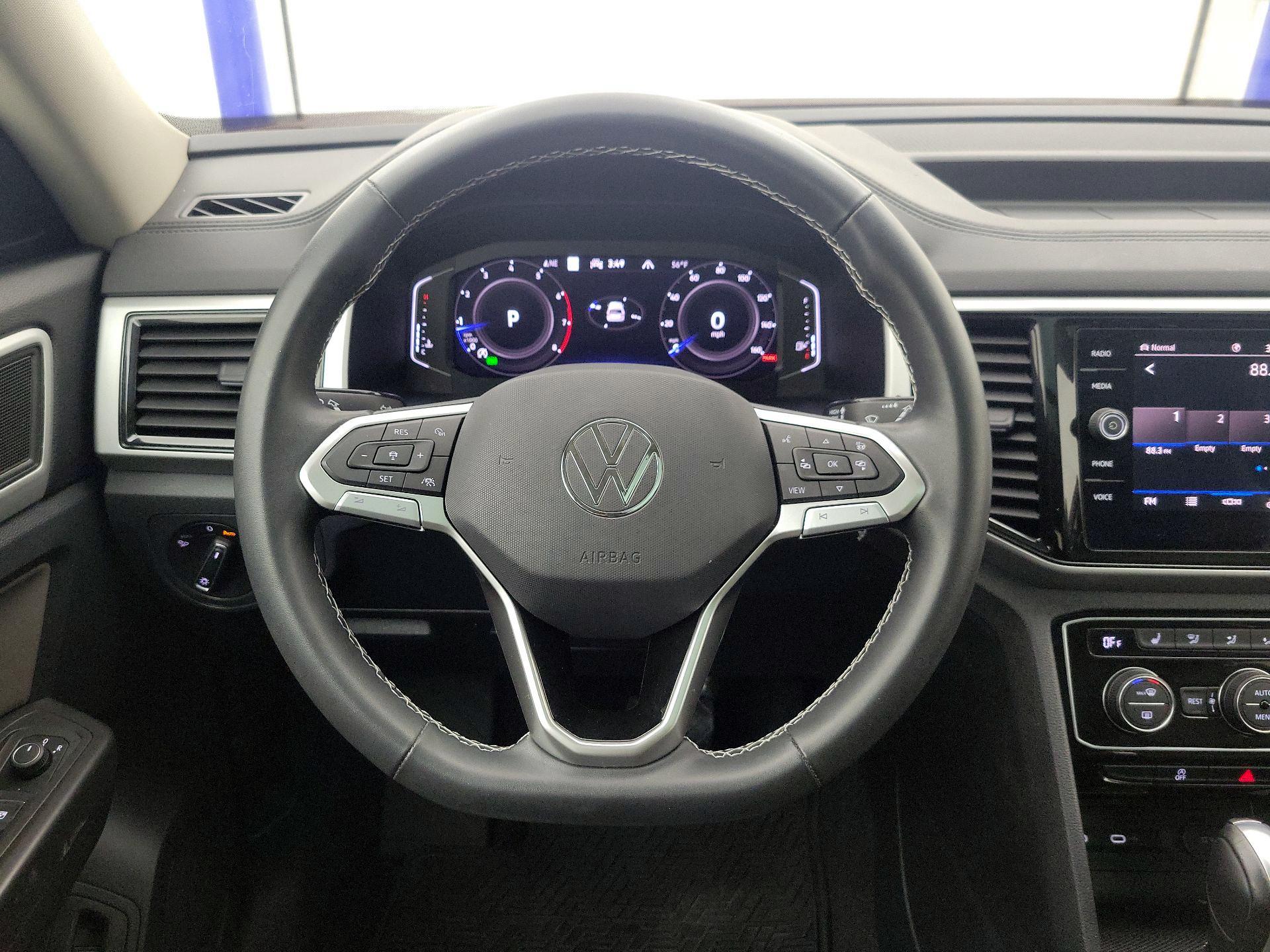 Thumbnail: 2022 Volkswagen Atlas - 10