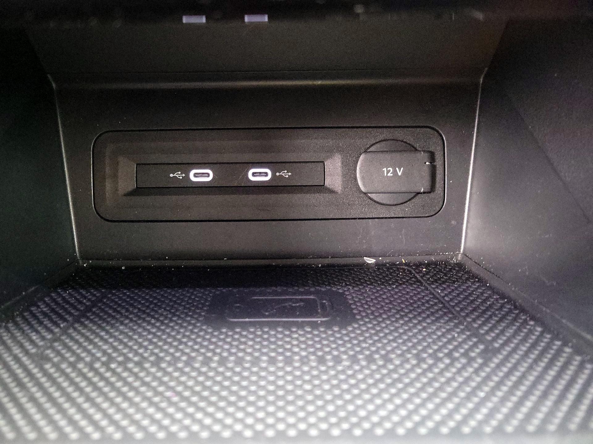 Thumbnail: 2022 Volkswagen Atlas - 19