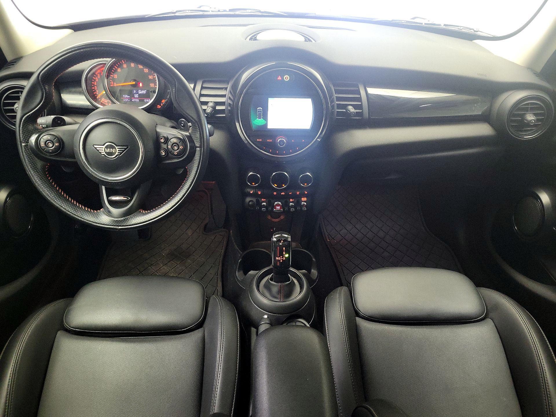 Thumbnail: 2020 MINI Cooper Hardtop - 9