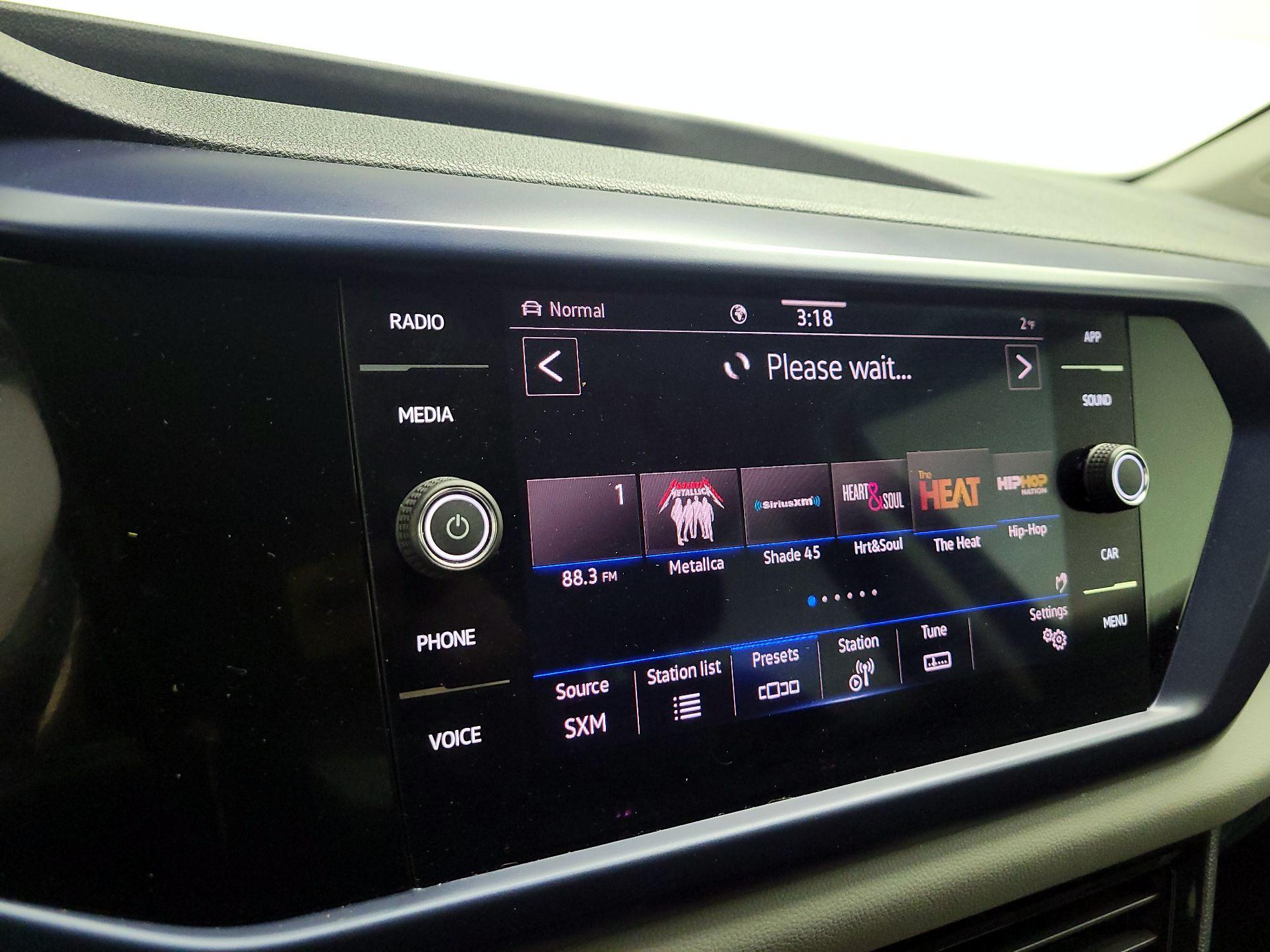 Thumbnail: 2023 Volkswagen Taos - 14