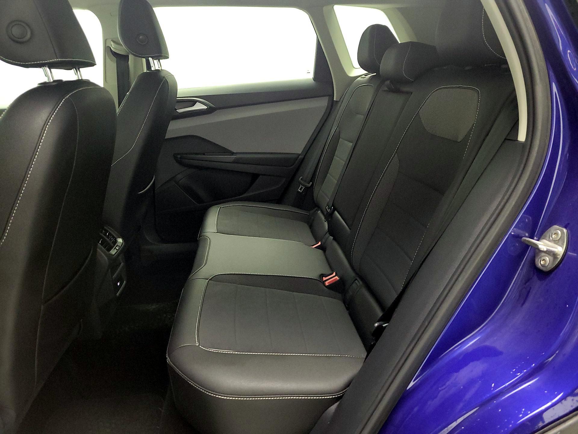 Thumbnail: 2023 Volkswagen Taos - 17