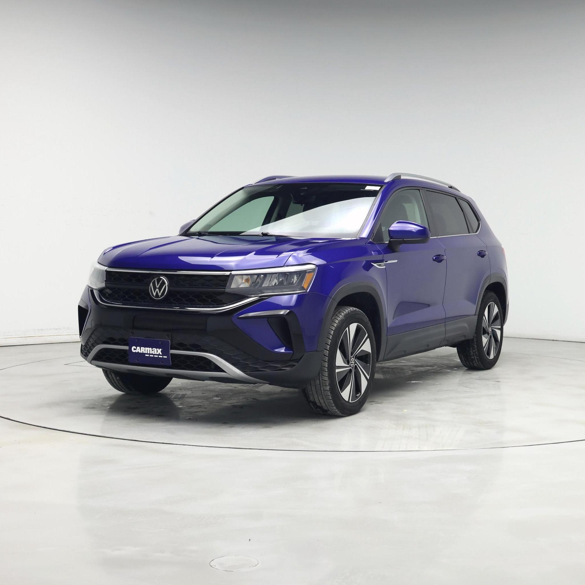 Thumbnail: 2023 Volkswagen Taos - 4