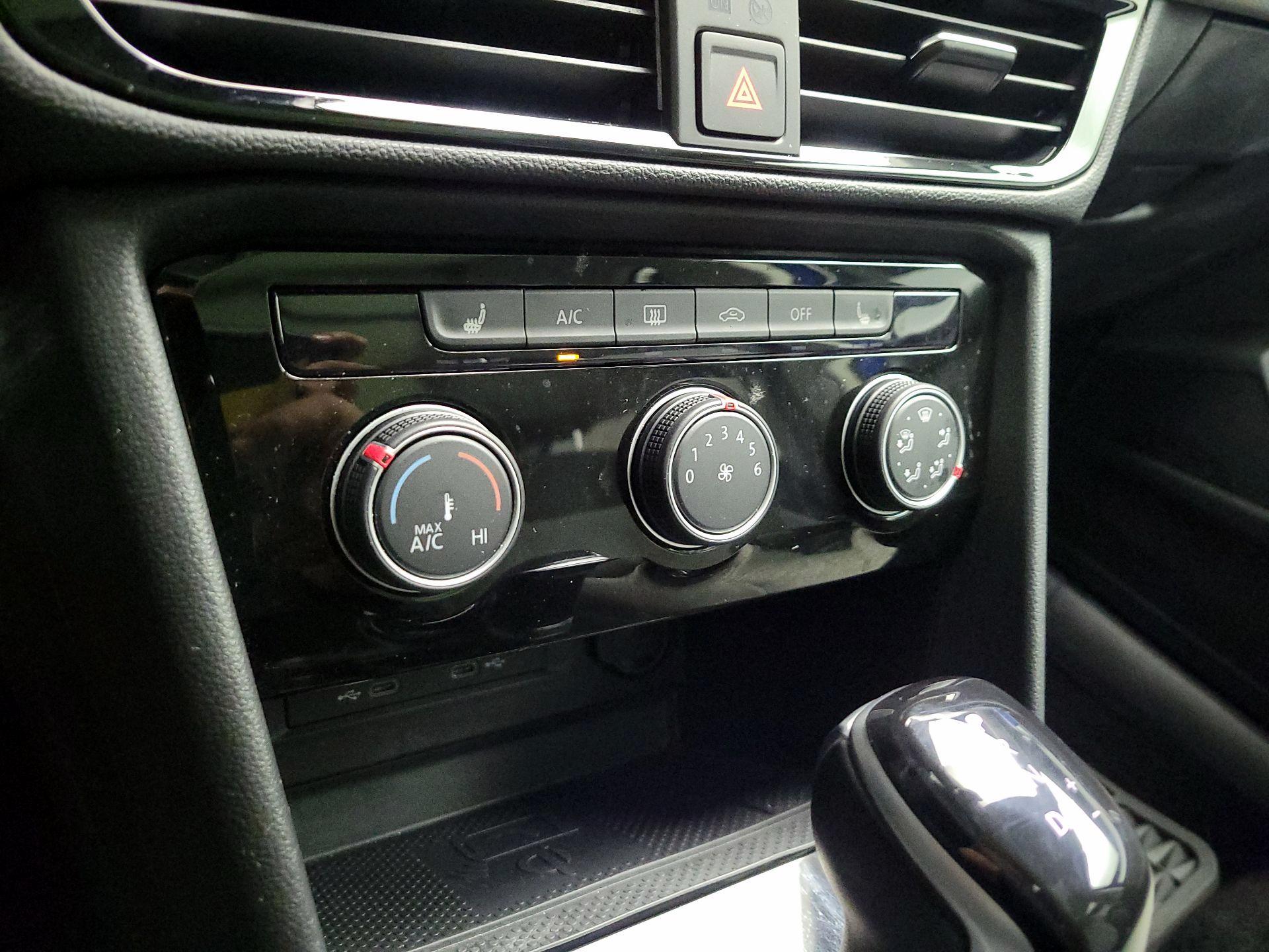 Thumbnail: 2023 Volkswagen Taos - 14