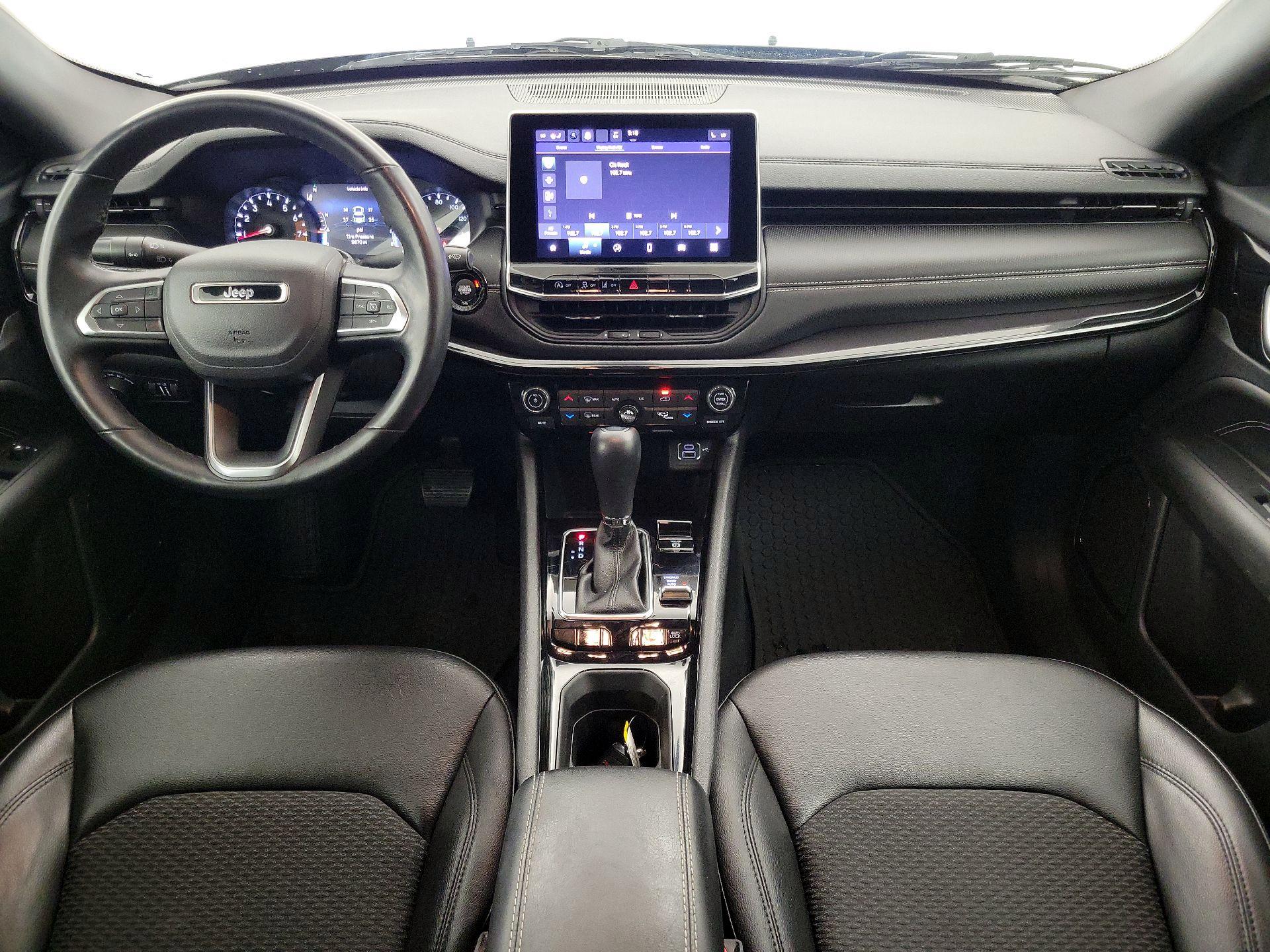 Thumbnail: 2022 Jeep Compass - 9