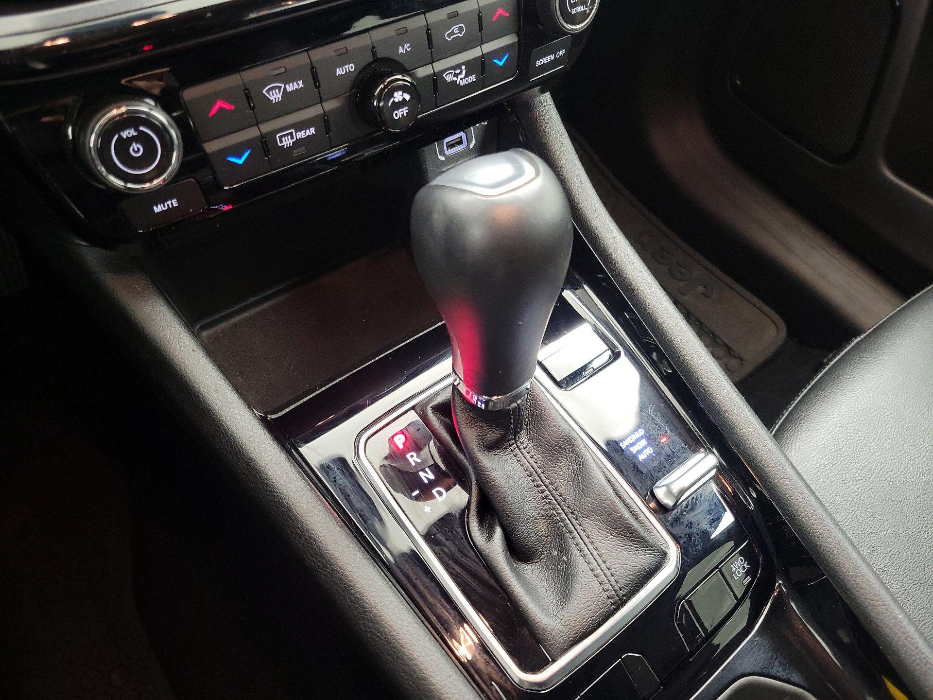 Thumbnail: 2022 Jeep Compass - 17