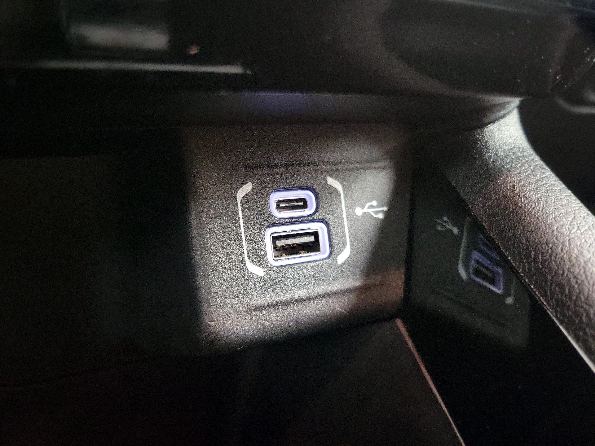 Thumbnail: 2022 Jeep Compass - 18