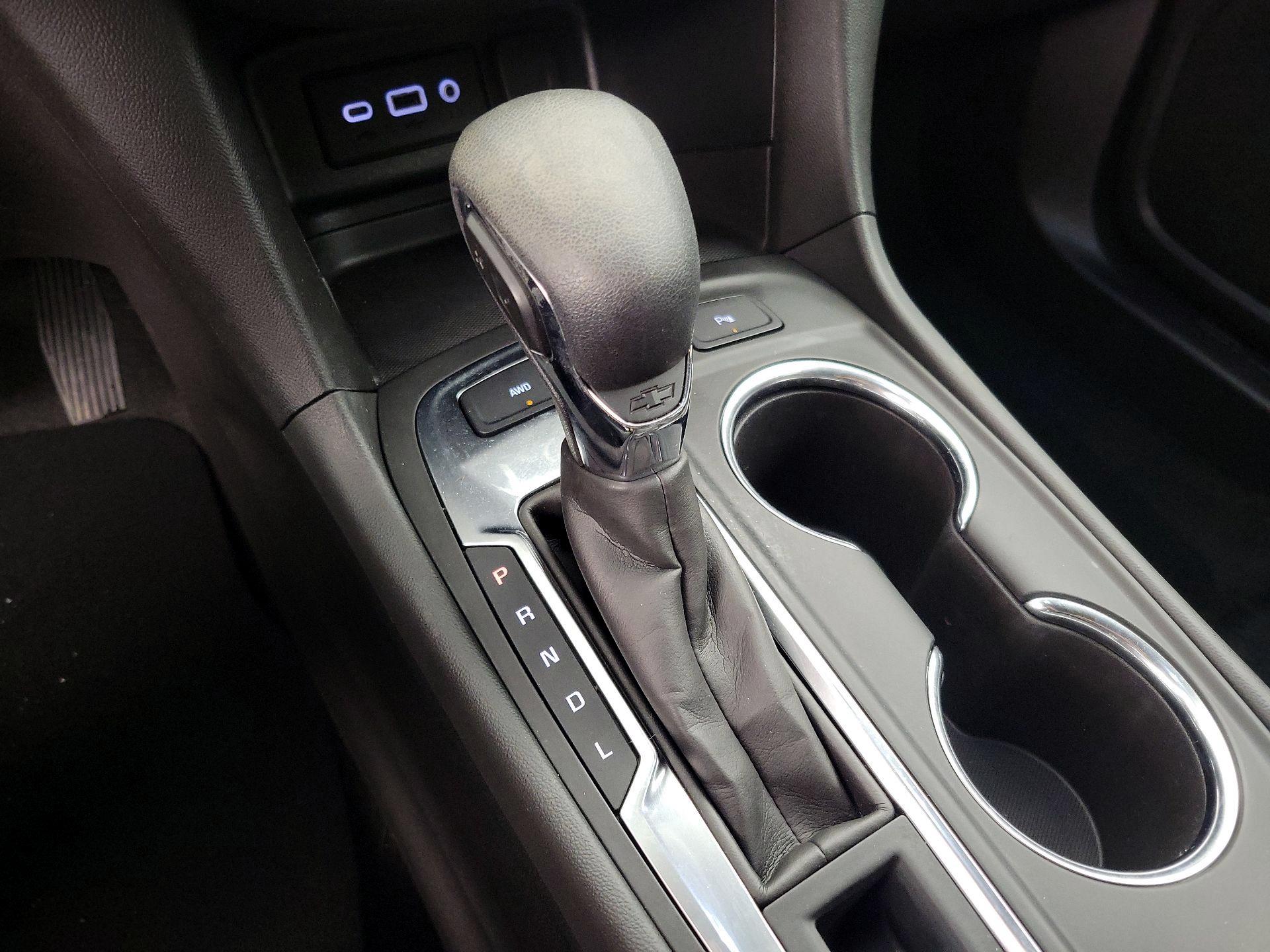 Thumbnail: 2023 Chevrolet Equinox - 17