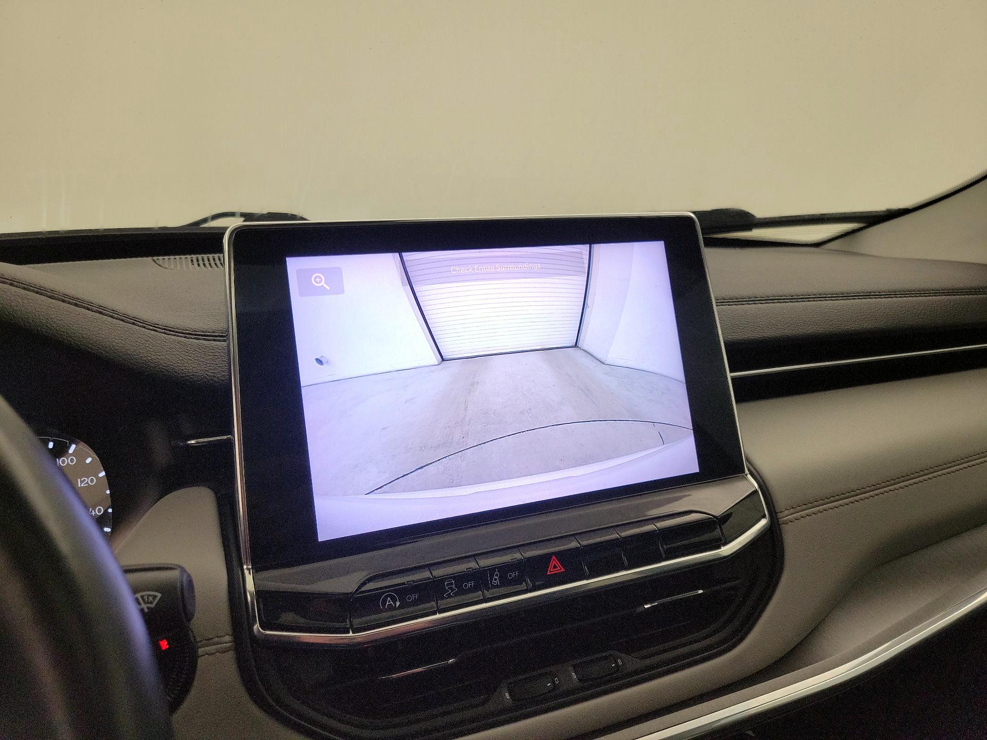 Thumbnail: 2022 Jeep Compass - 14